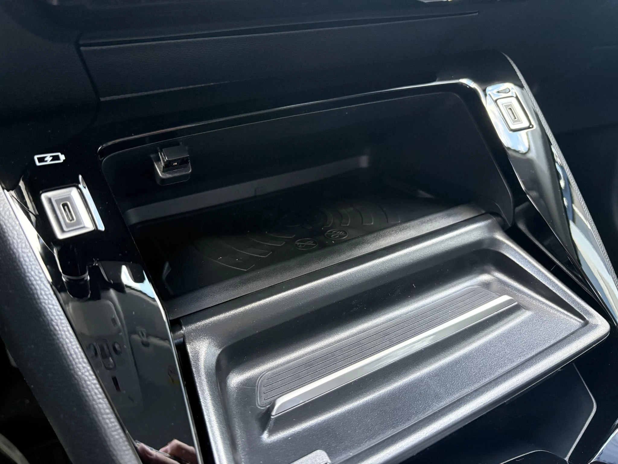 Peugeot-208-image-18