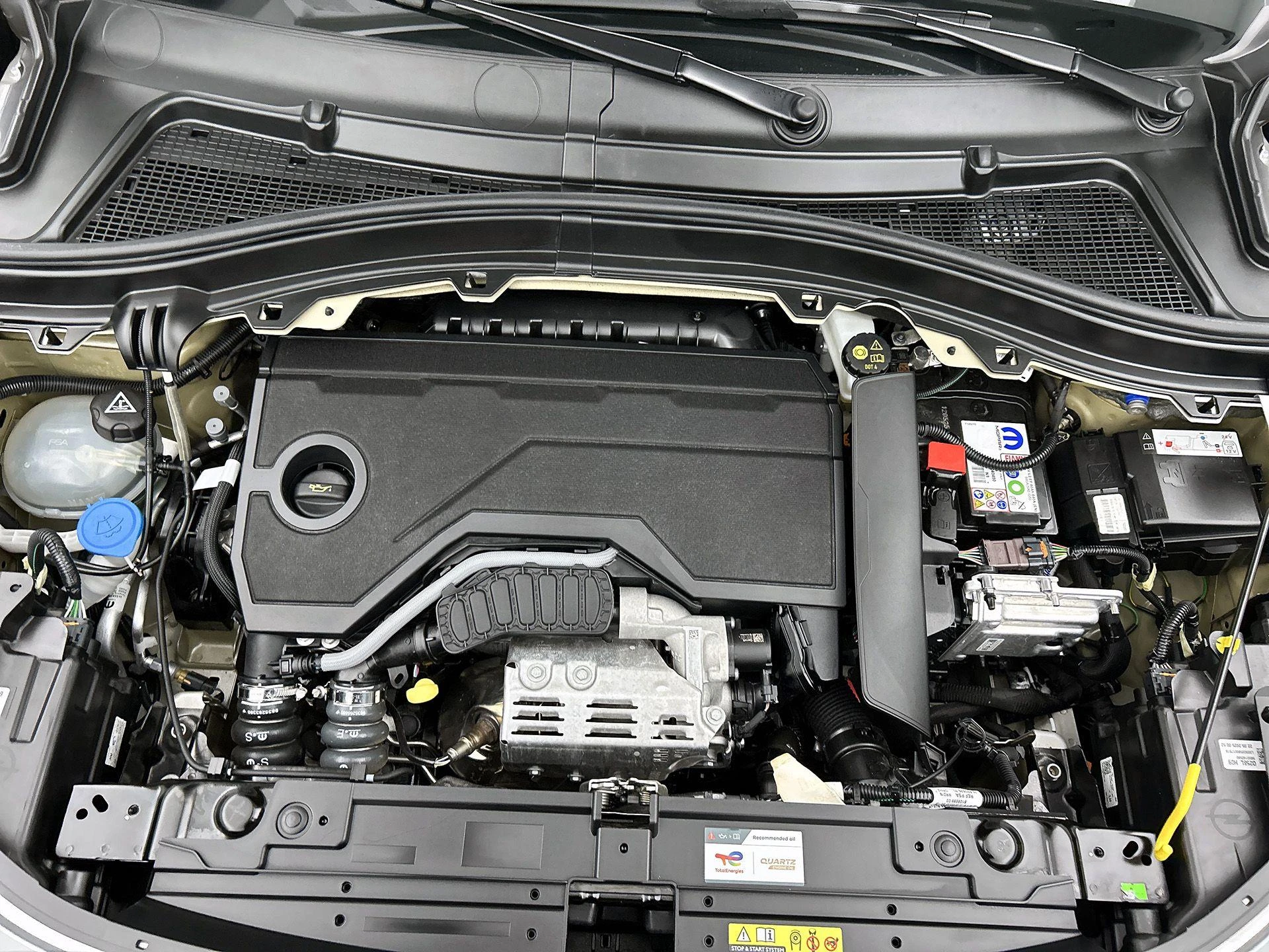 Opel-Frontera-image-9