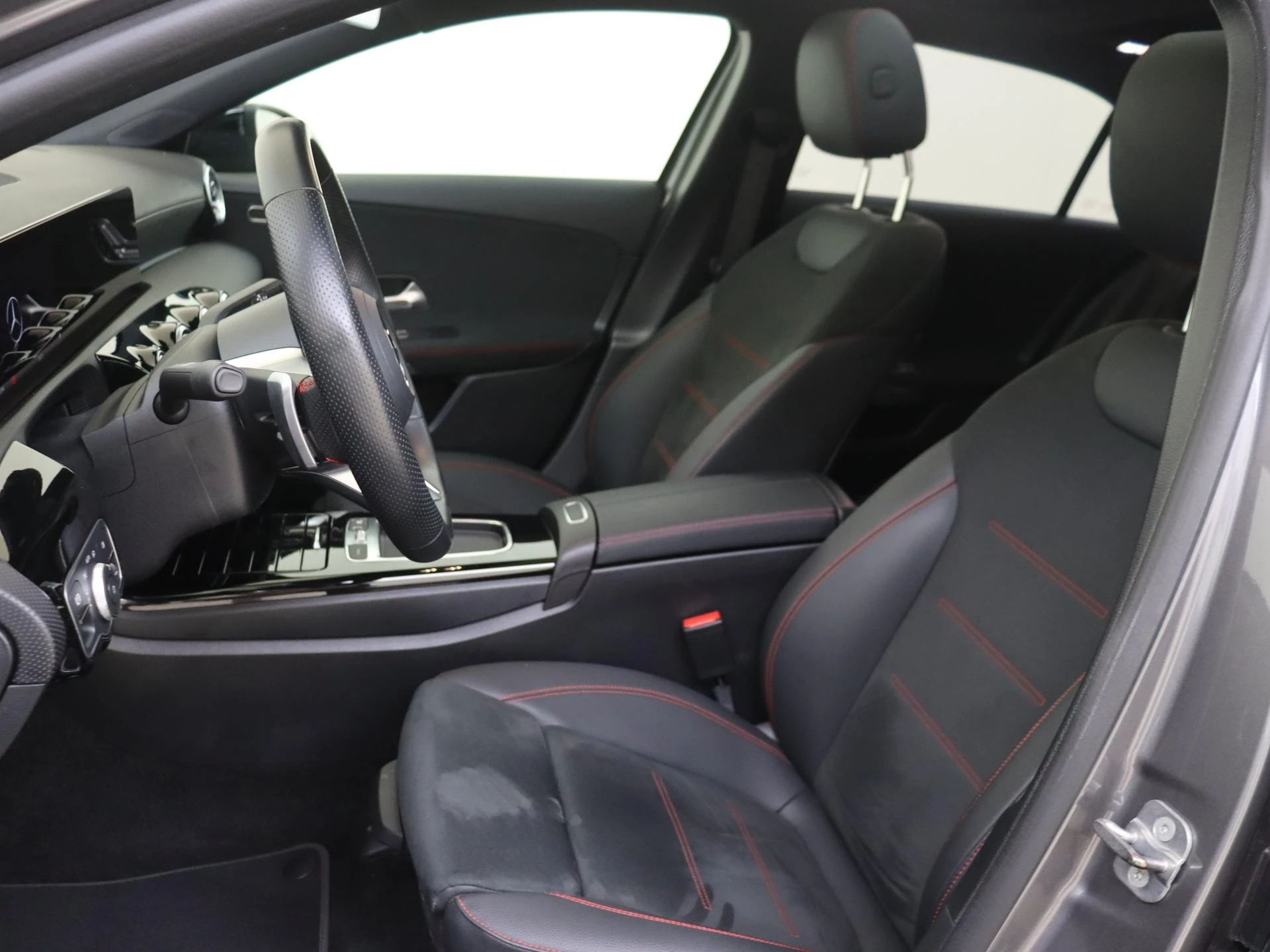 Mercedes-Benz A-Klasse 250 e Business Solution AMG