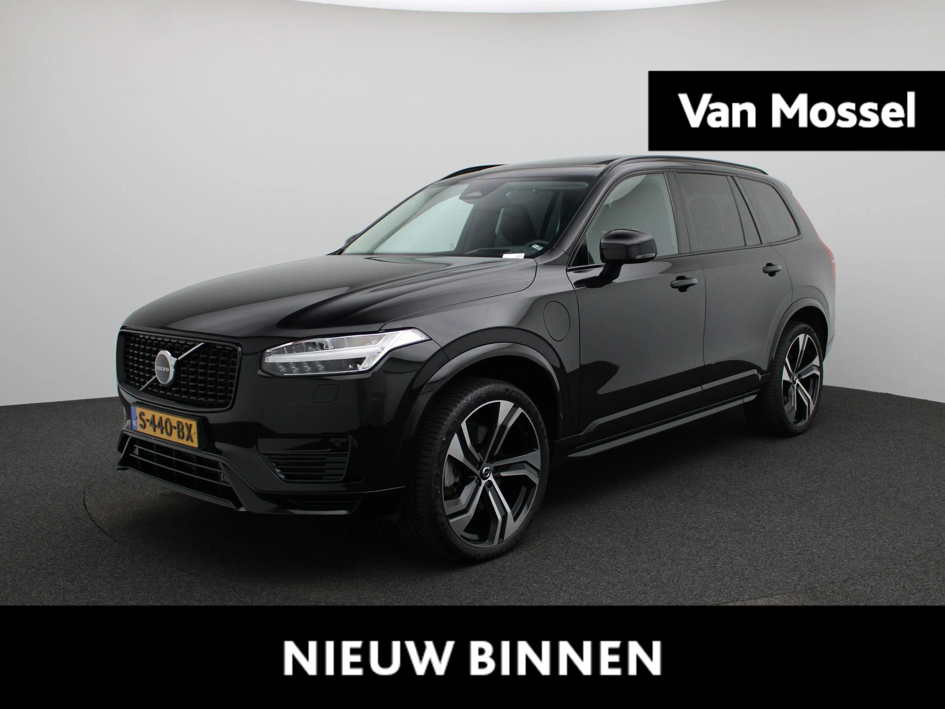 Volvo-XC90-image-0