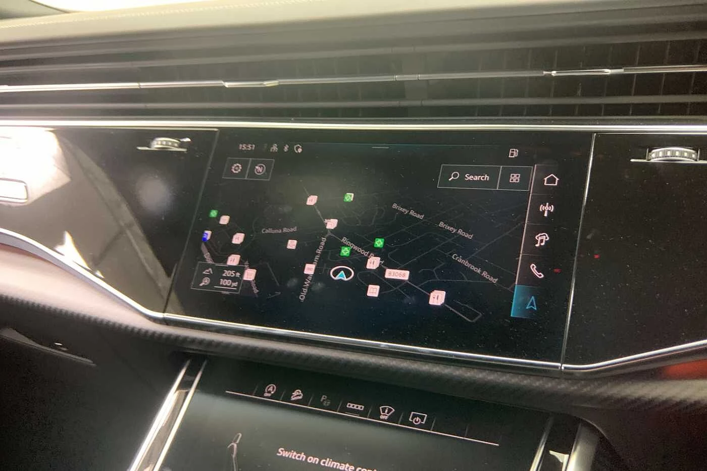 Audi-RSQ8-image-13