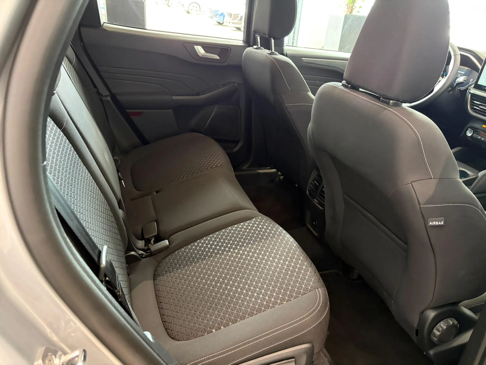 Ford-Kuga-image-19