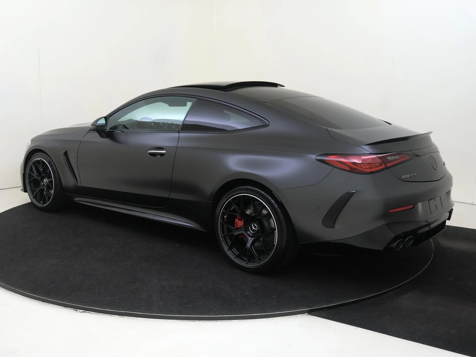 Mercedes-Benz-CLE-image-2