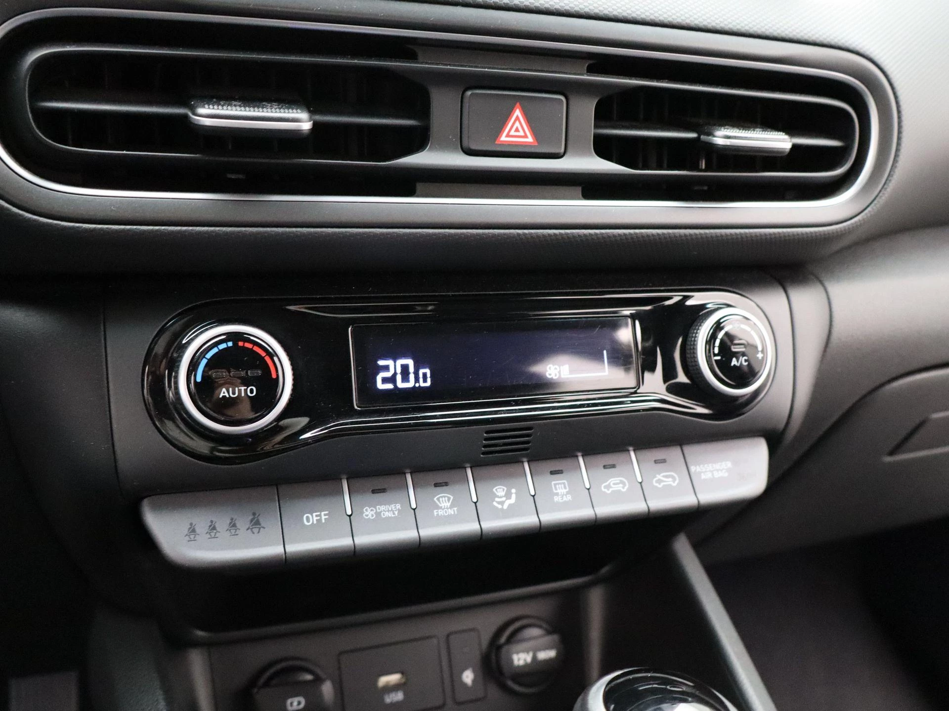 Hyundai Kona 1.6 GDI HEV Fashion Design Sky