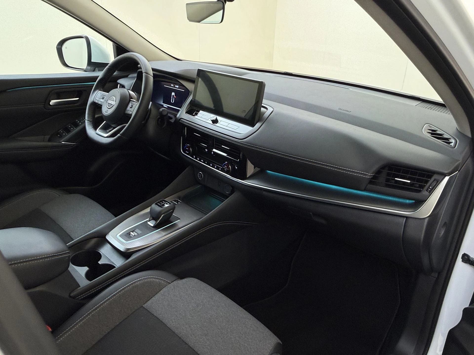 Nissan-QASHQAI-image-4