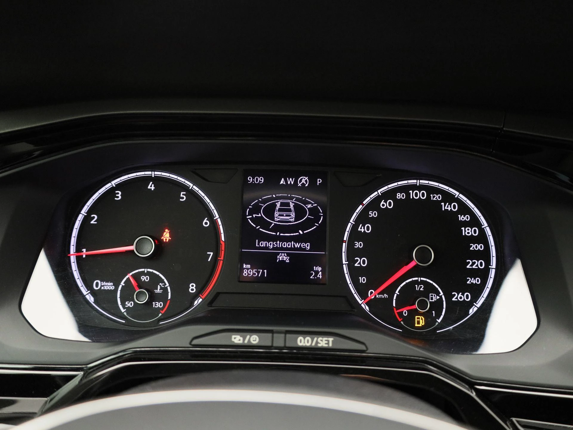 Volkswagen-Polo-image-15