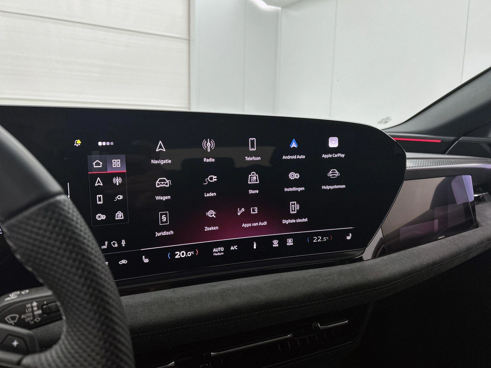 Audi-A6 Avant e-tron-image-6
