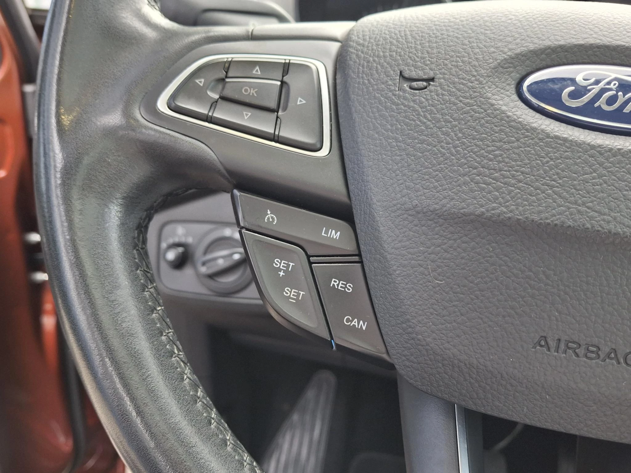 Ford-C-MAX-image-13