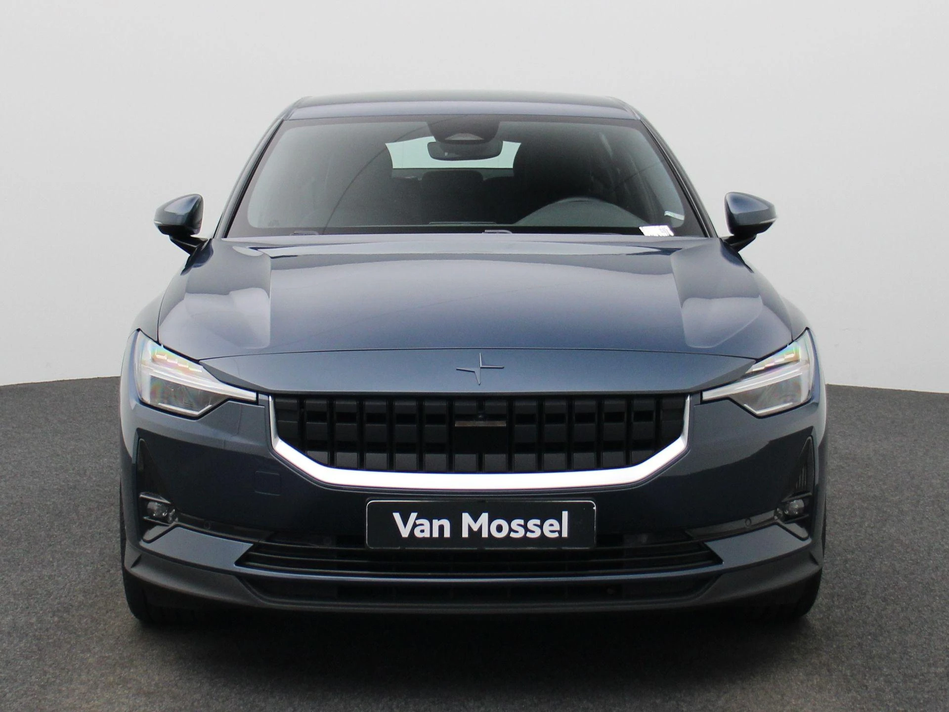 Polestar-2-image-2