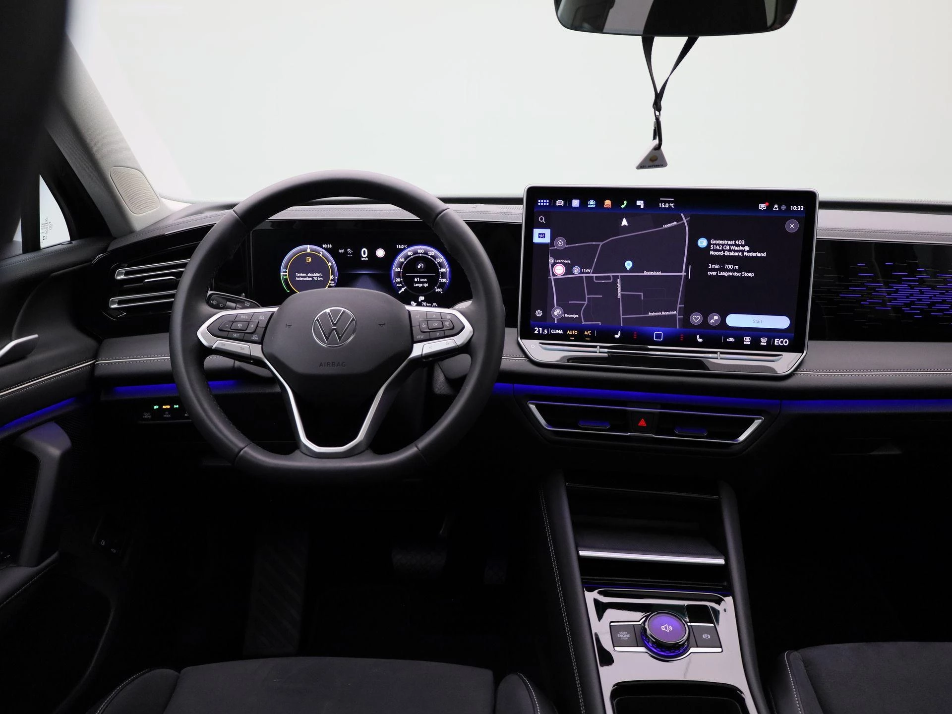 Volkswagen-Tiguan-image-6