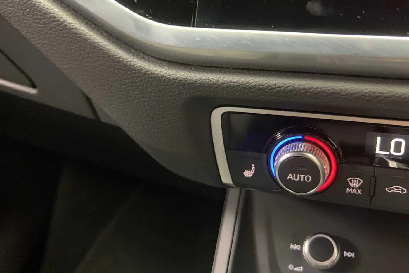 Audi-Q3-image-19