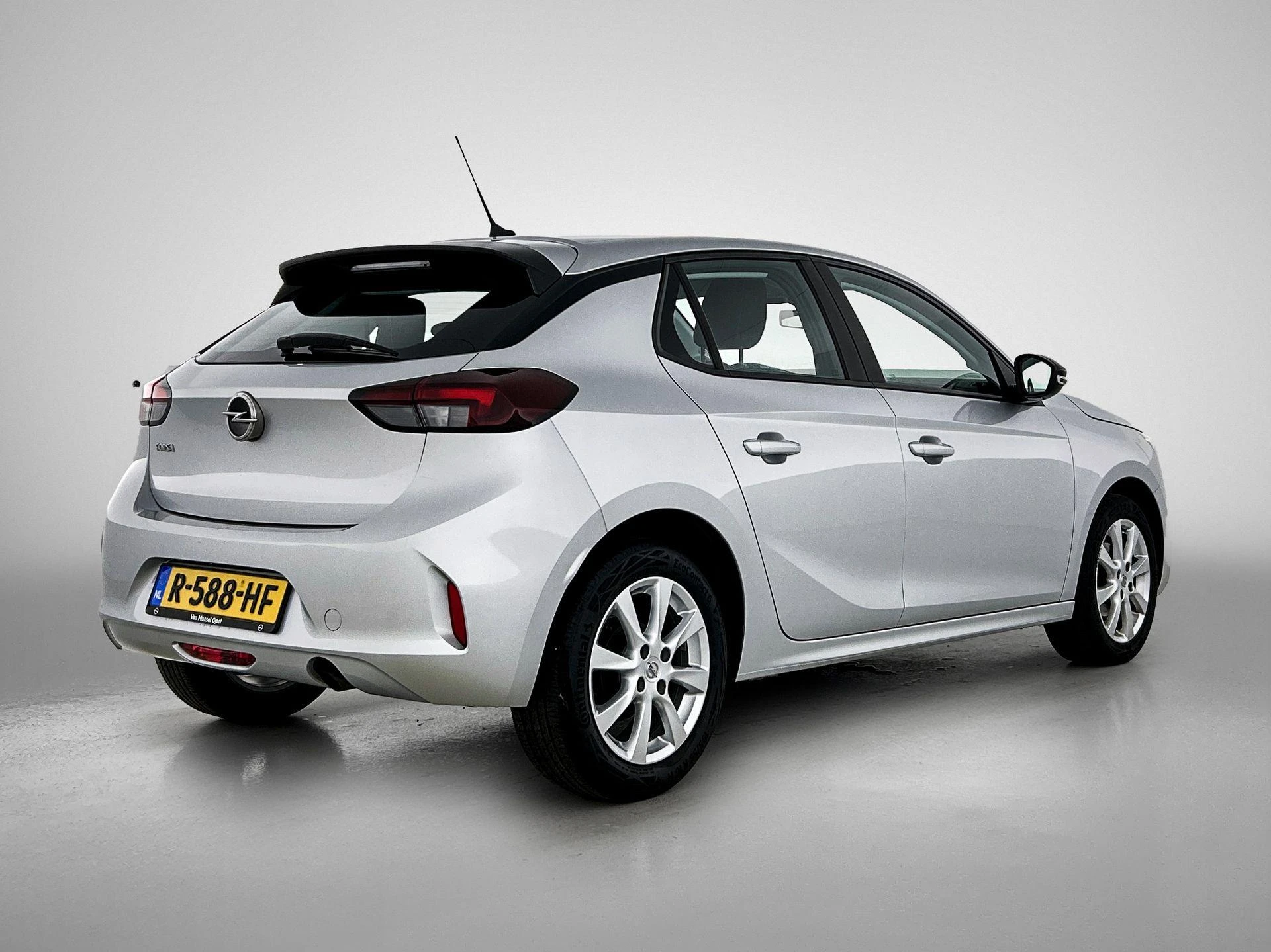 Opel-Corsa-image-3