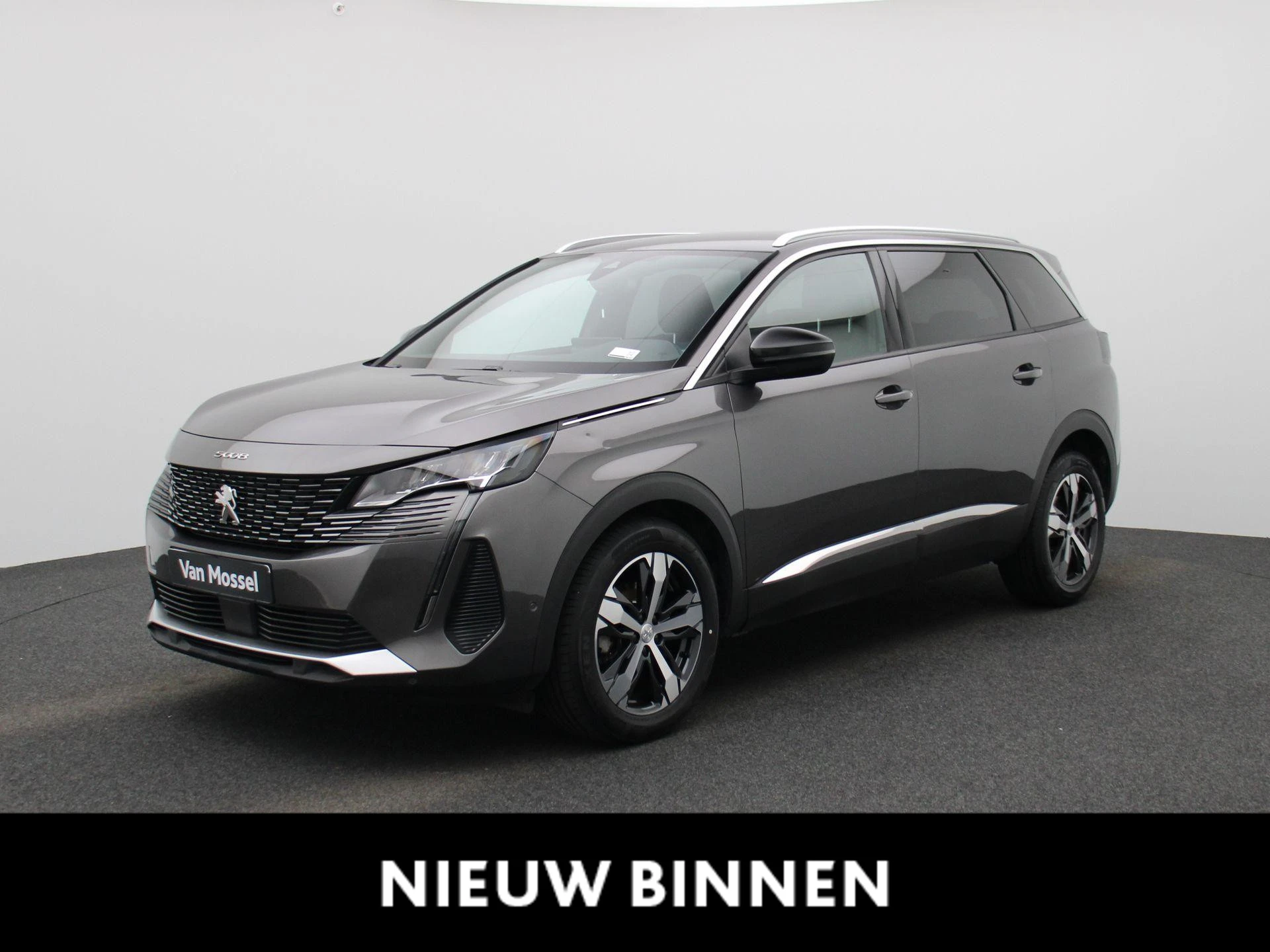 Peugeot-5008-image-0