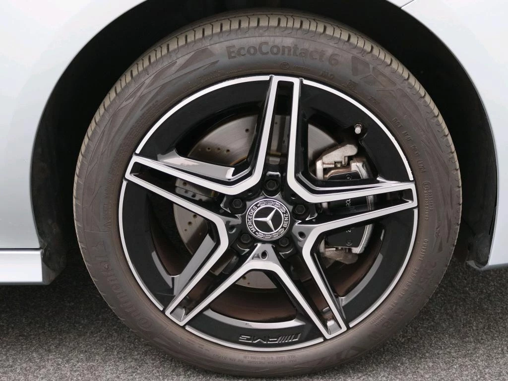 Mercedes-Benz CLA 250e STAR EDITION Shooting Brake + AMG + NIGHTPAKKET + CARPLAY + CAMERA +