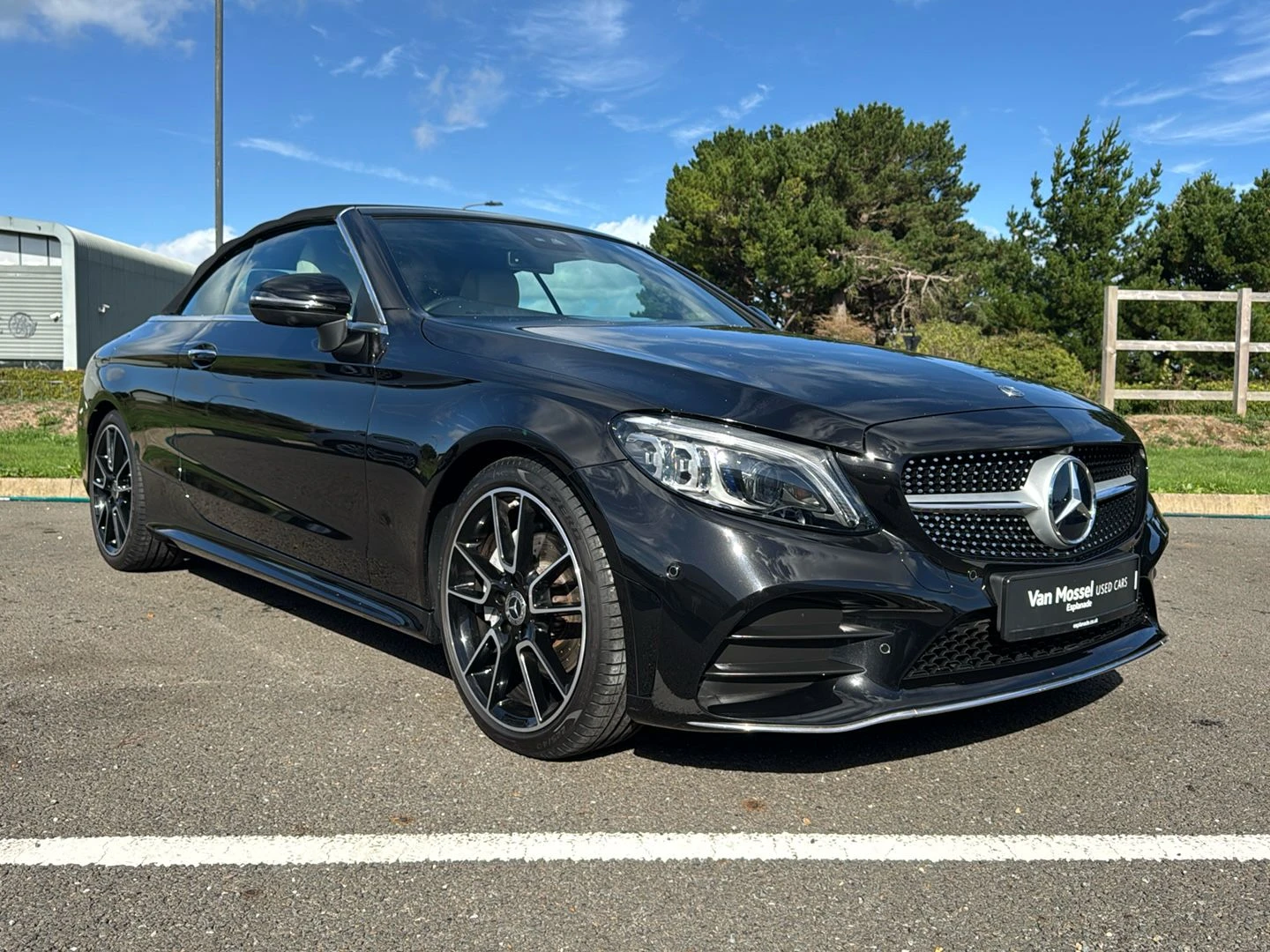 Mercedes-Benz-C-Class-image-17