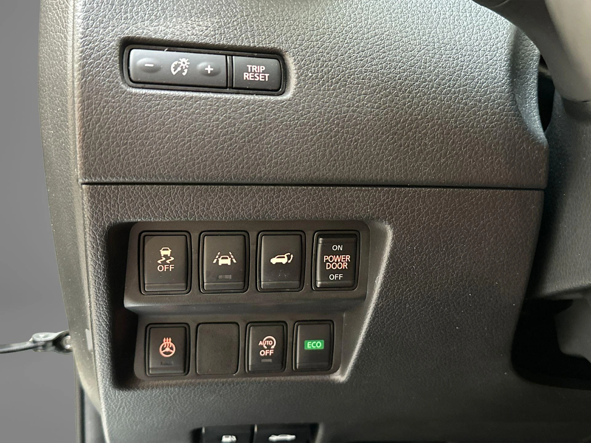 Nissan-X-Trail-image-18