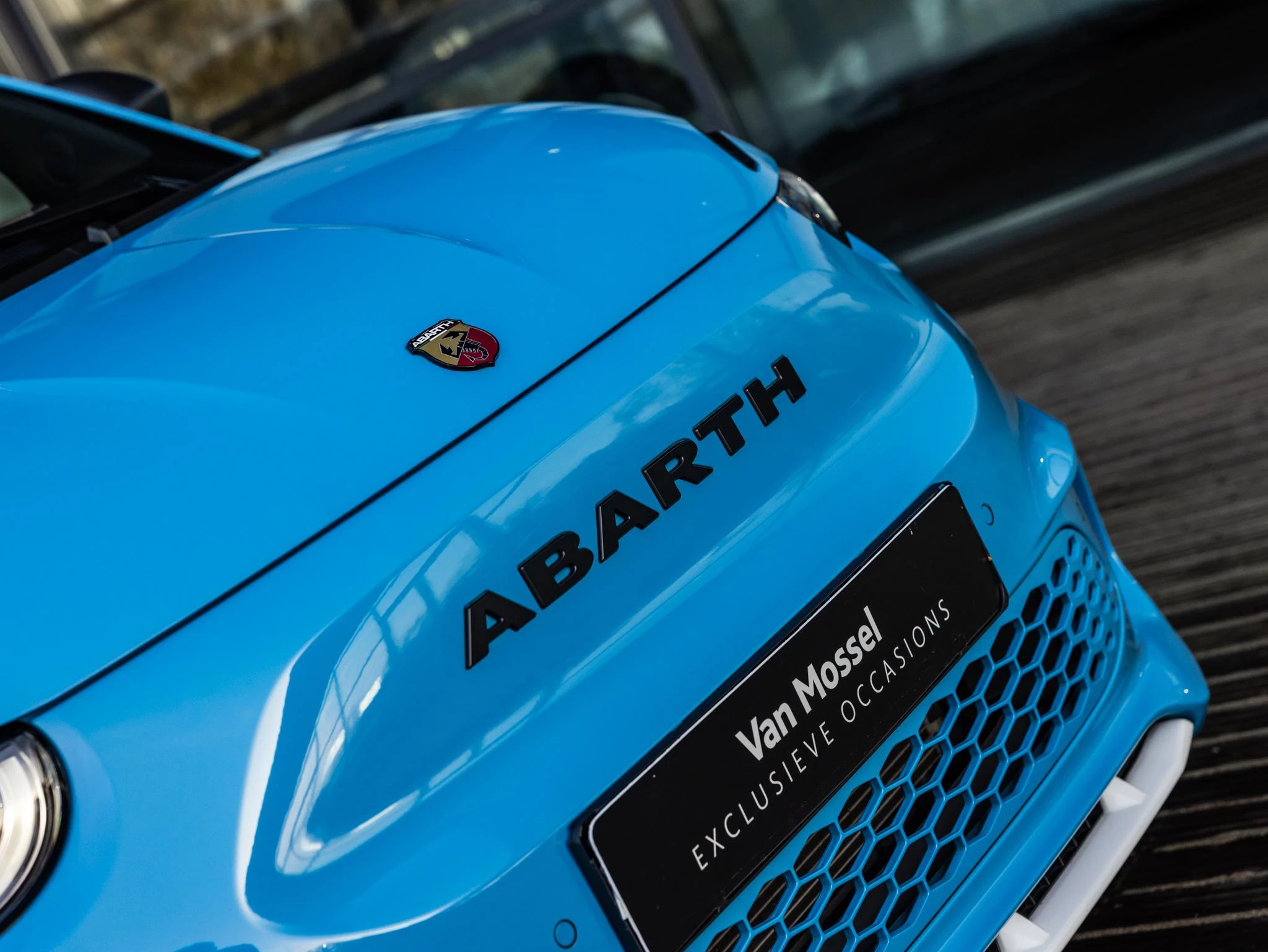 Abarth-500e-image-10