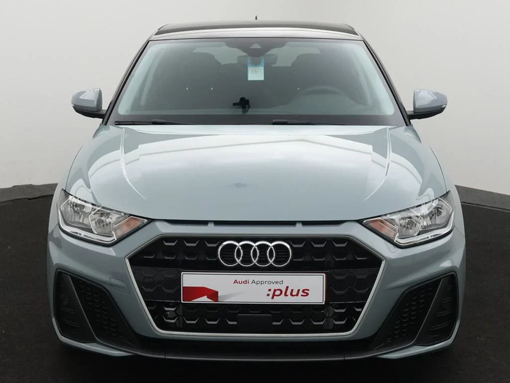 Audi-A1 Sportback-image-5