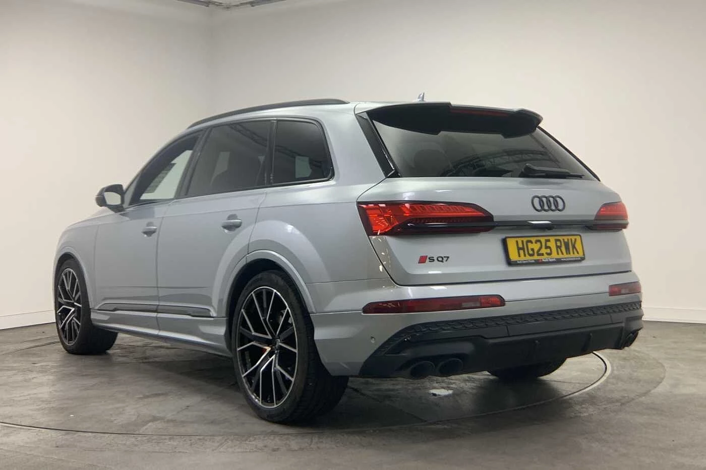 Audi-SQ7-image-2