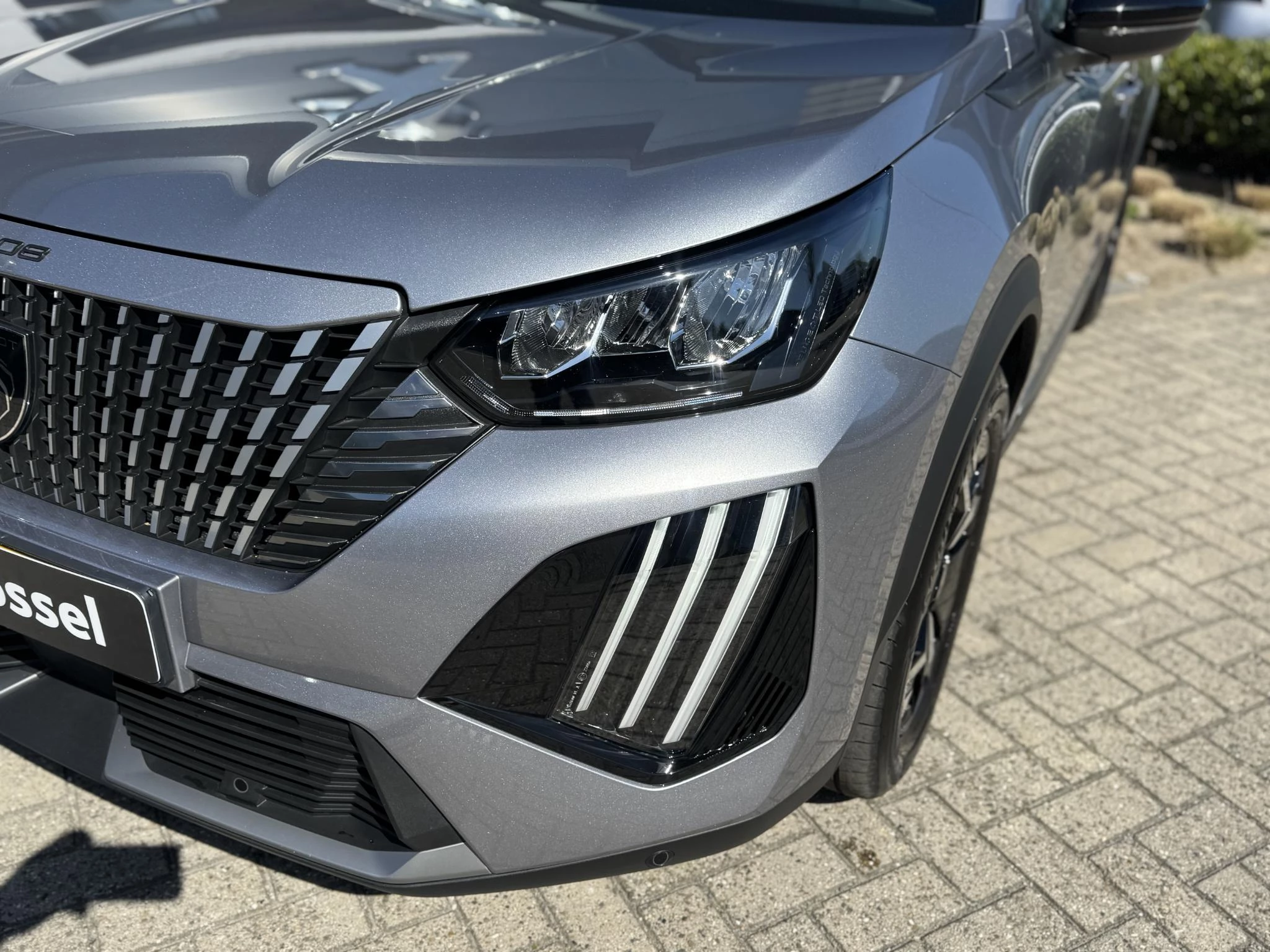 Peugeot-2008-image-8