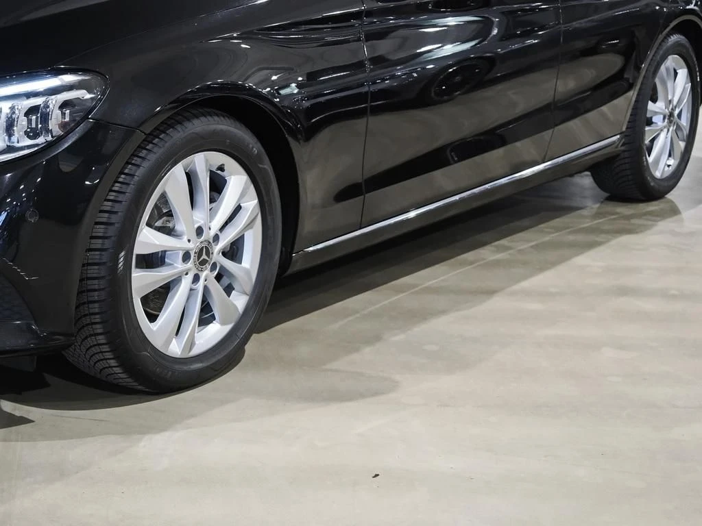 Mercedes-Benz-C-Klasse 200-image-5
