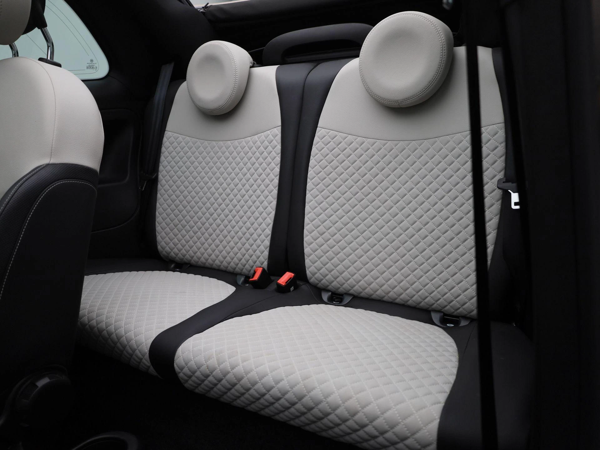 Fiat-500C-image-11