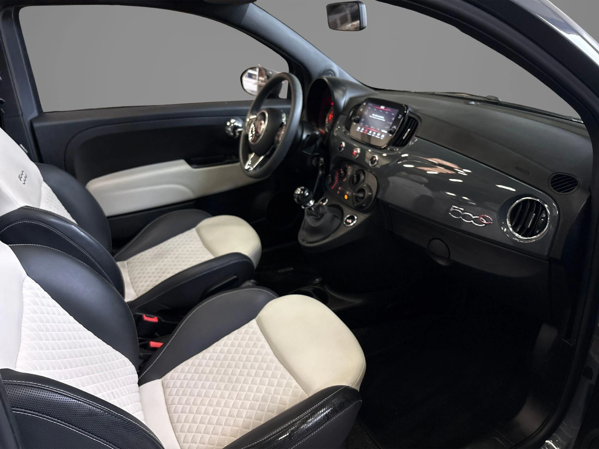 Fiat-500C-image-13