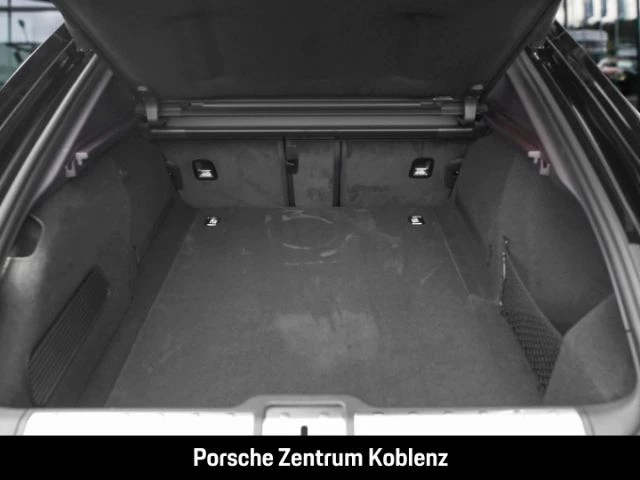 Porsche Panamera 4 E-Hybrid -