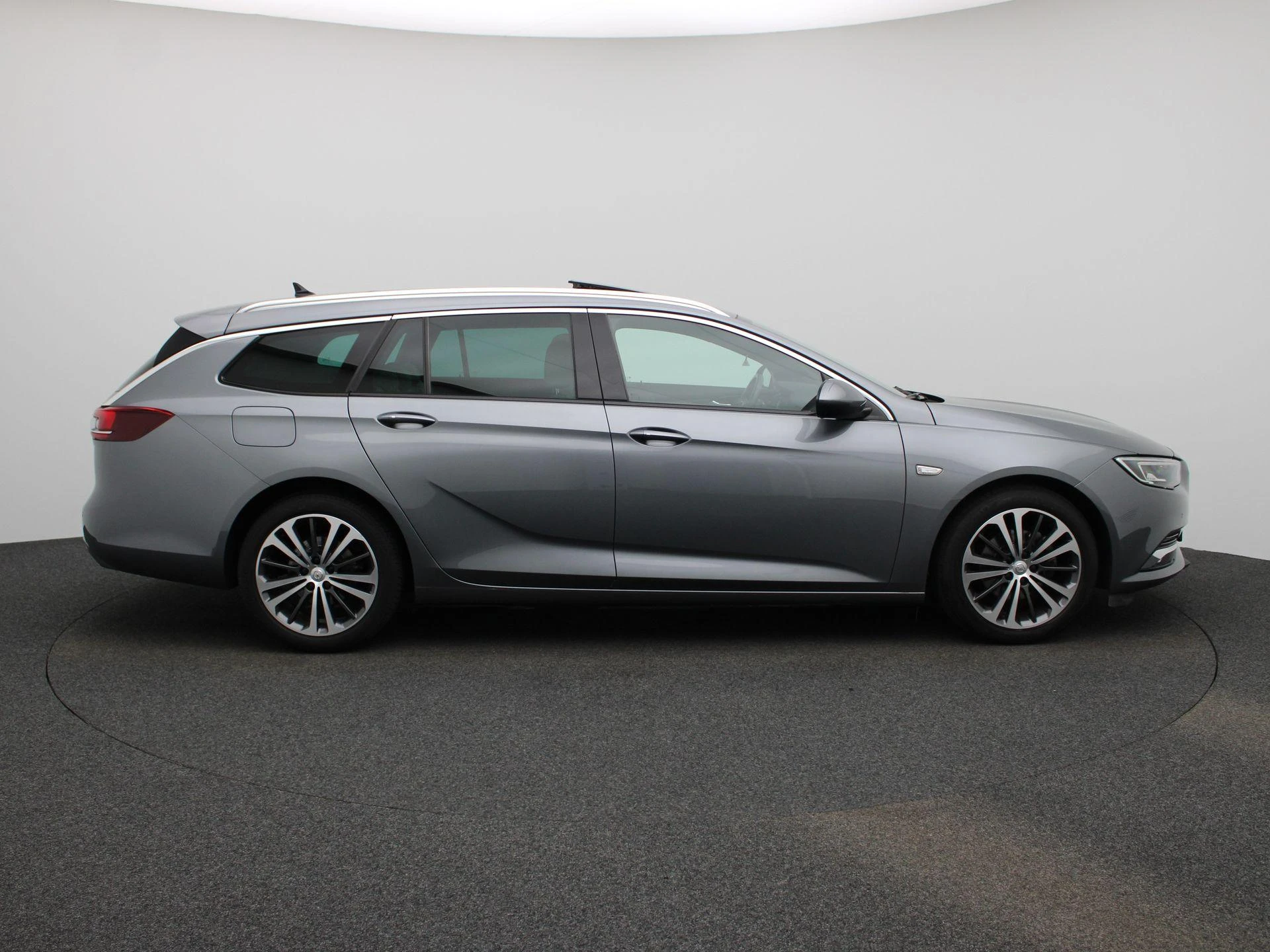 Opel-Insignia-image-5