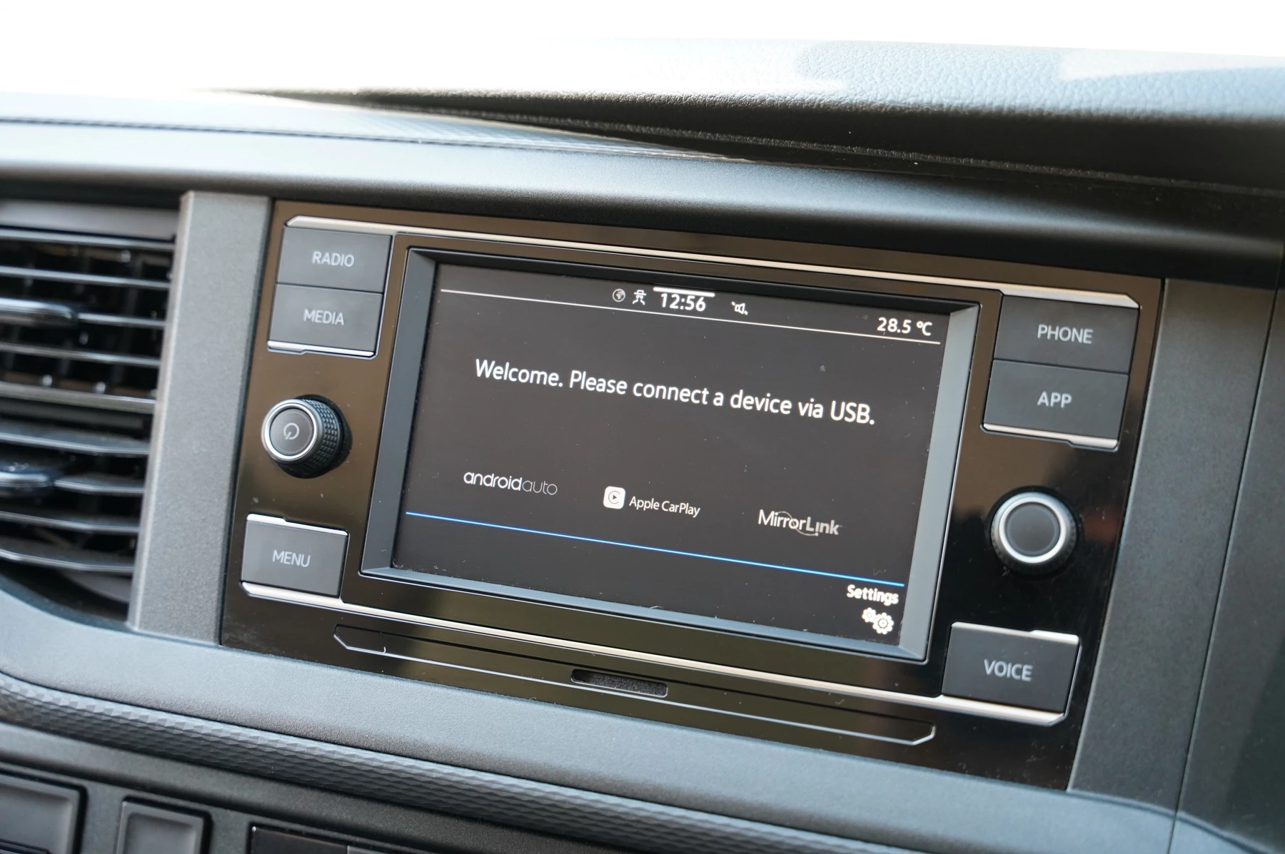 Volkswagen-California-image-38