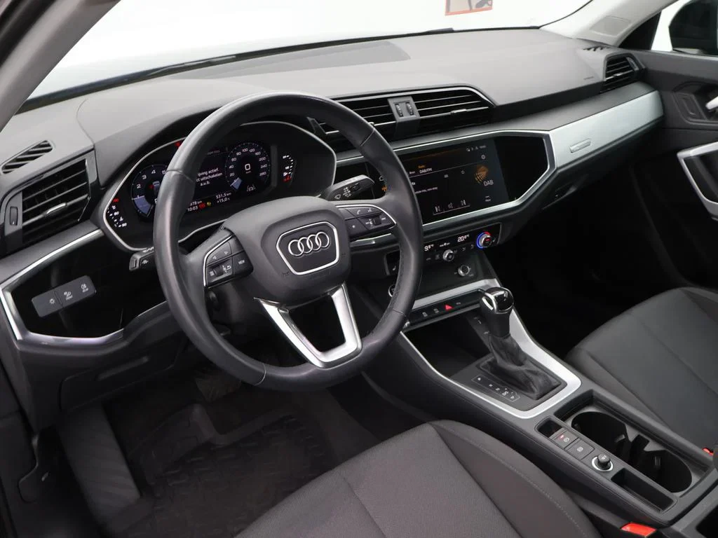 Audi-Q3-image-17