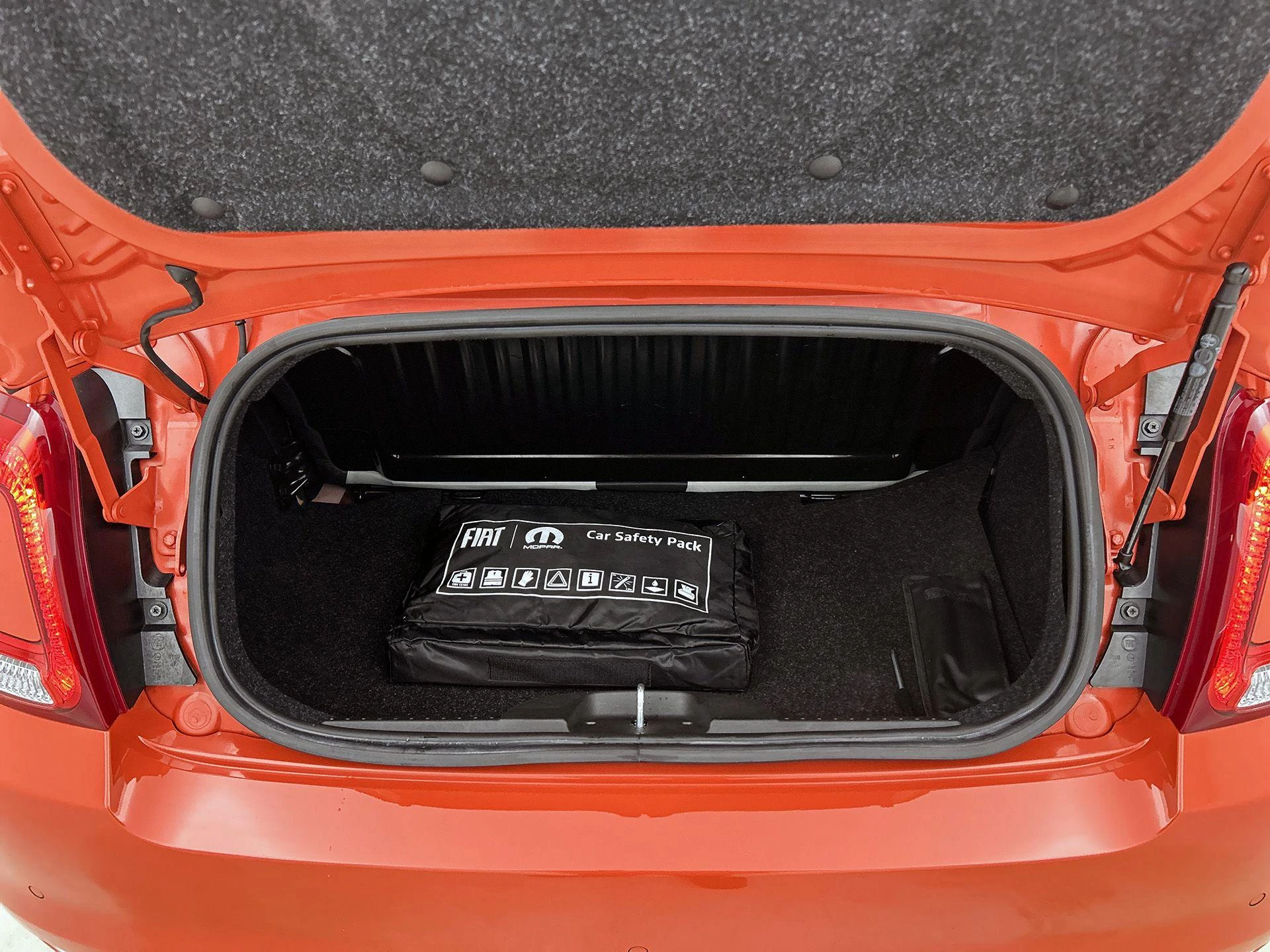 Fiat-500C-image-21