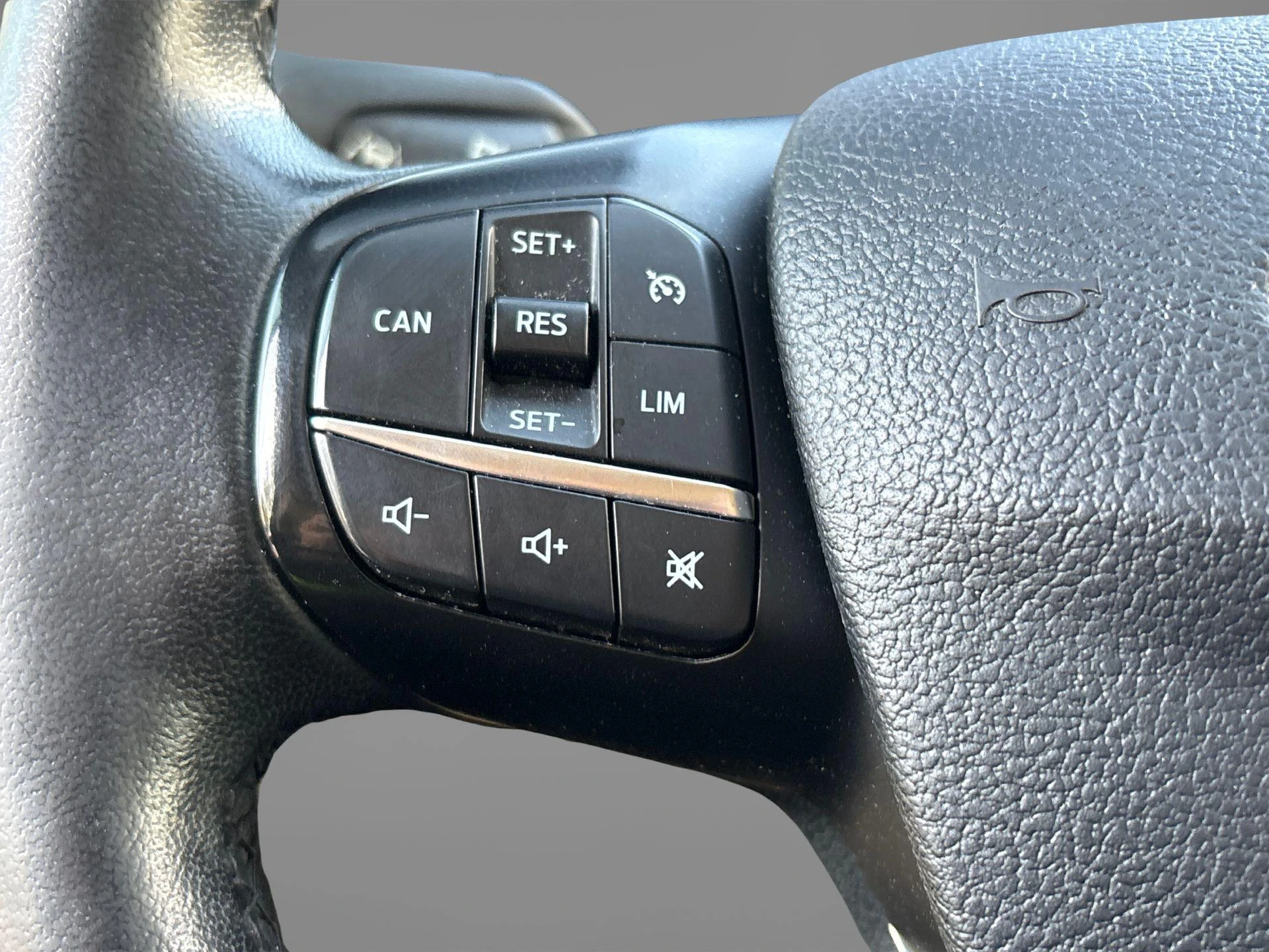 Ford-Transit-image-5