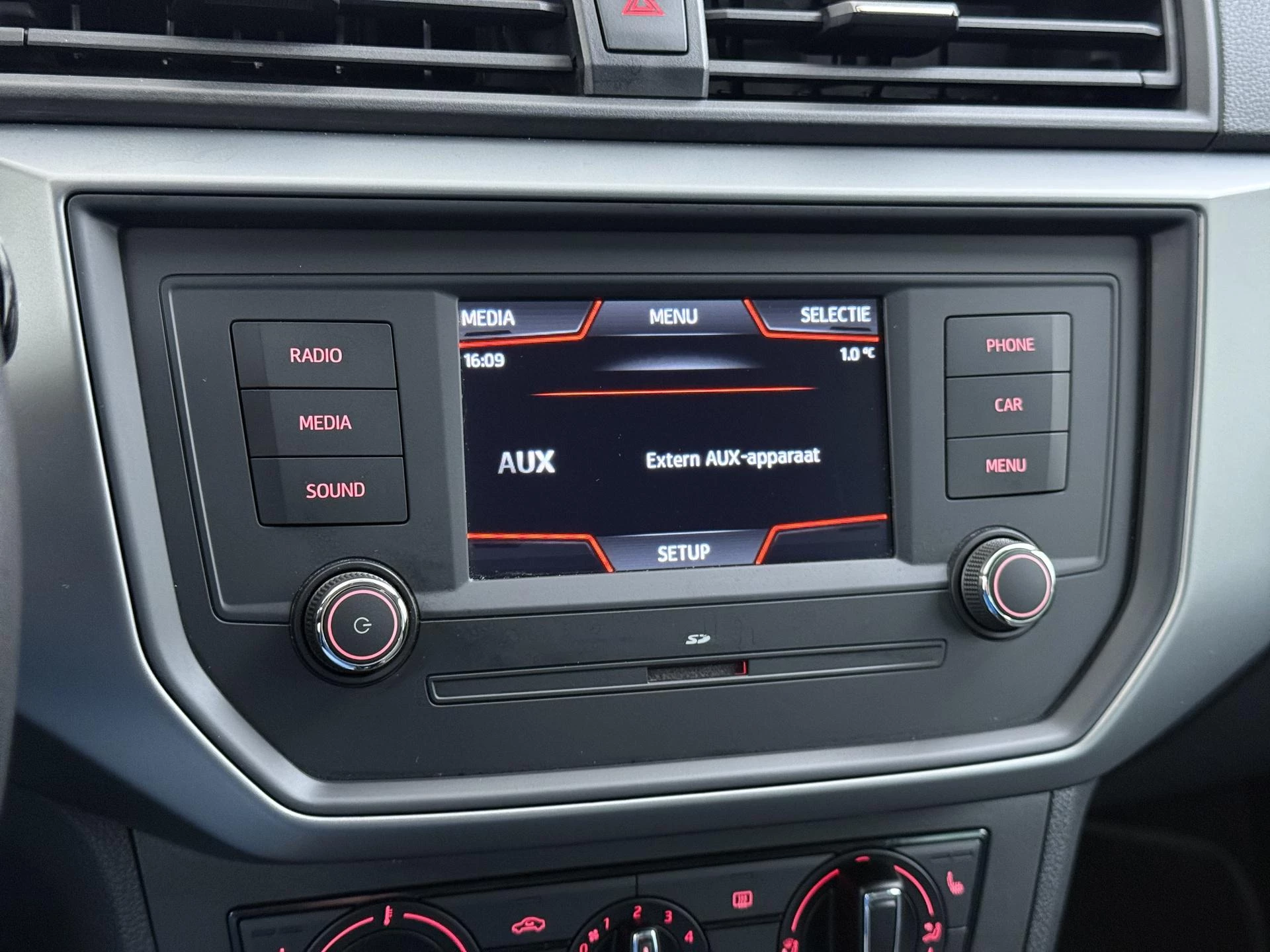 SEAT-Ibiza-image-21
