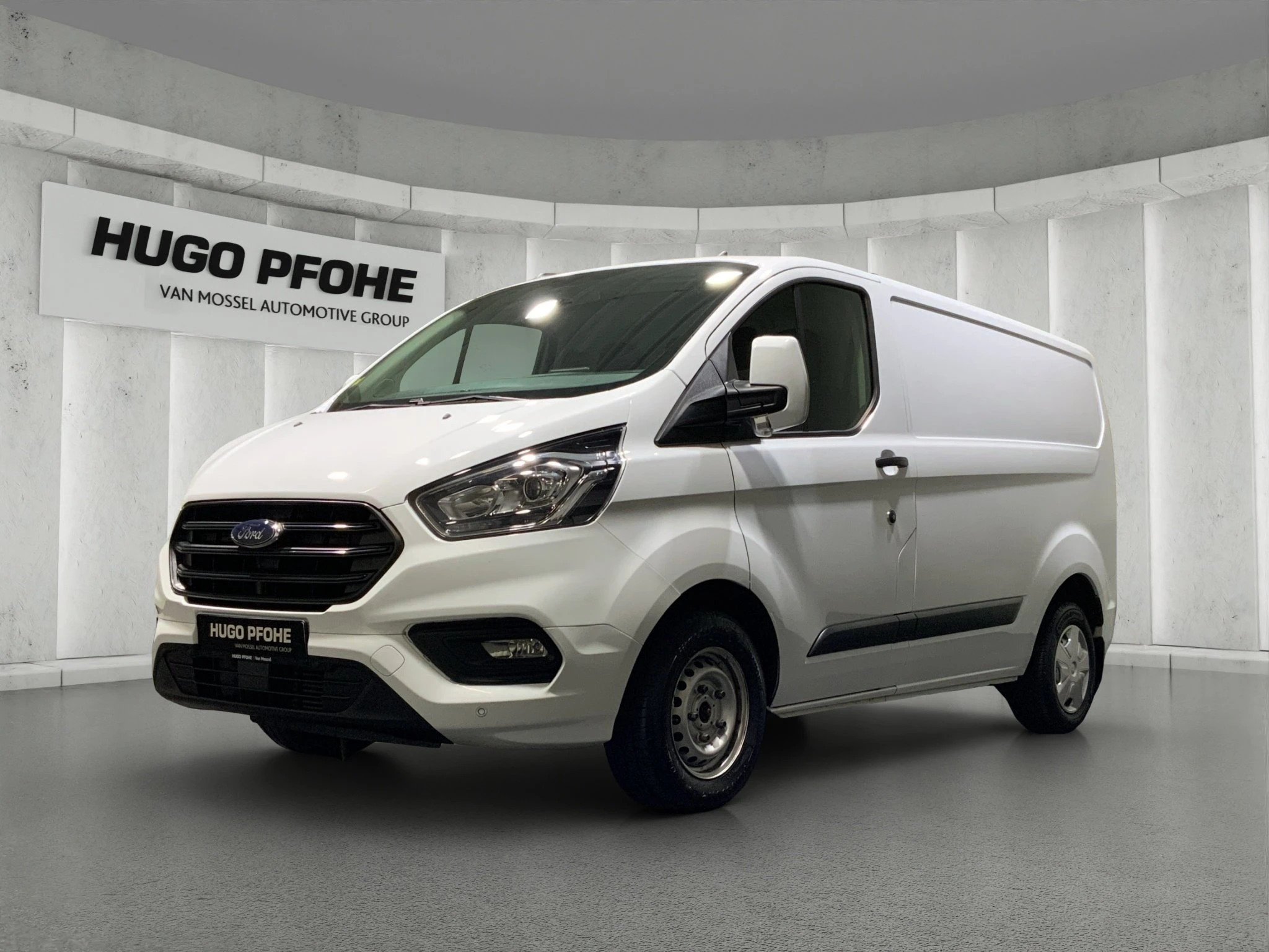 Ford-Transit Custom-image-0