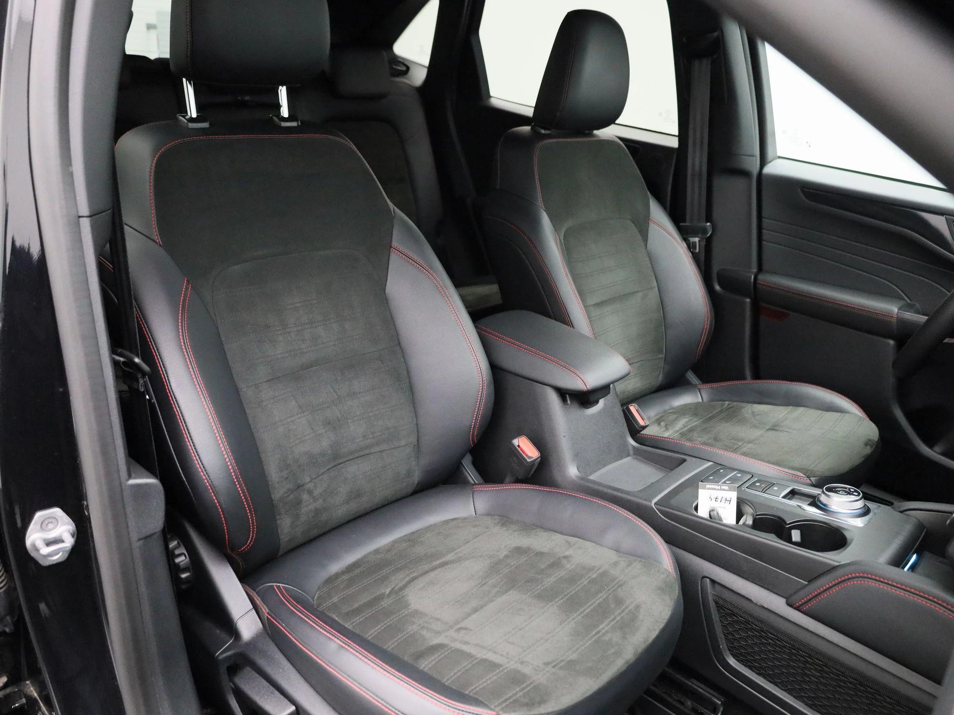 Ford-Kuga-image-38
