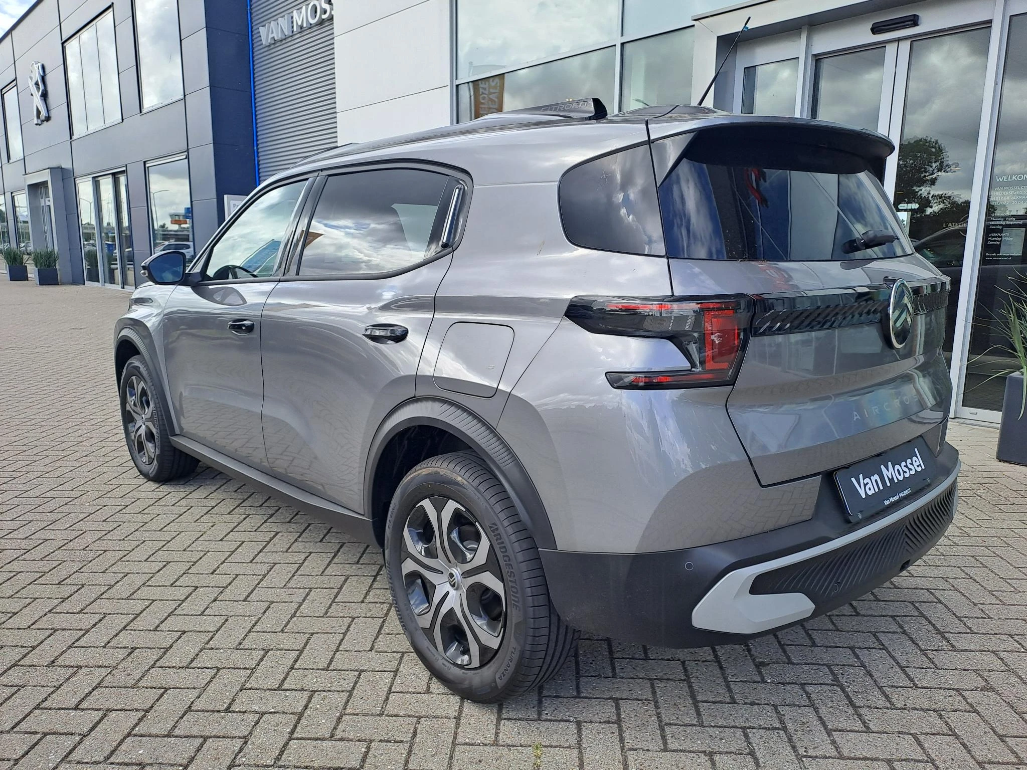 Citroën-ë-C3 Aircross-image-7