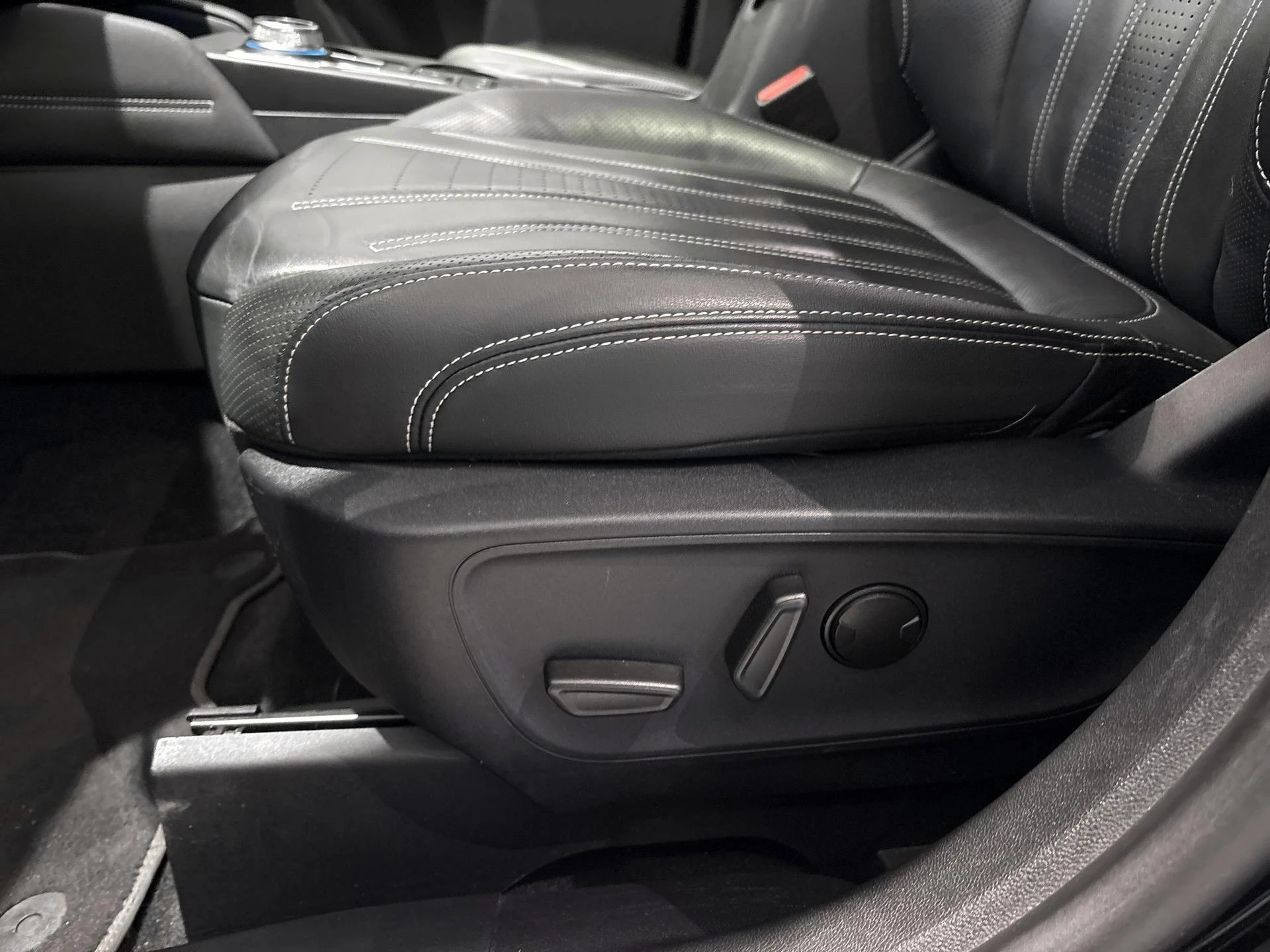 Ford Kuga 2.5i PHEV Vignale | Pano | Leder | Full Option