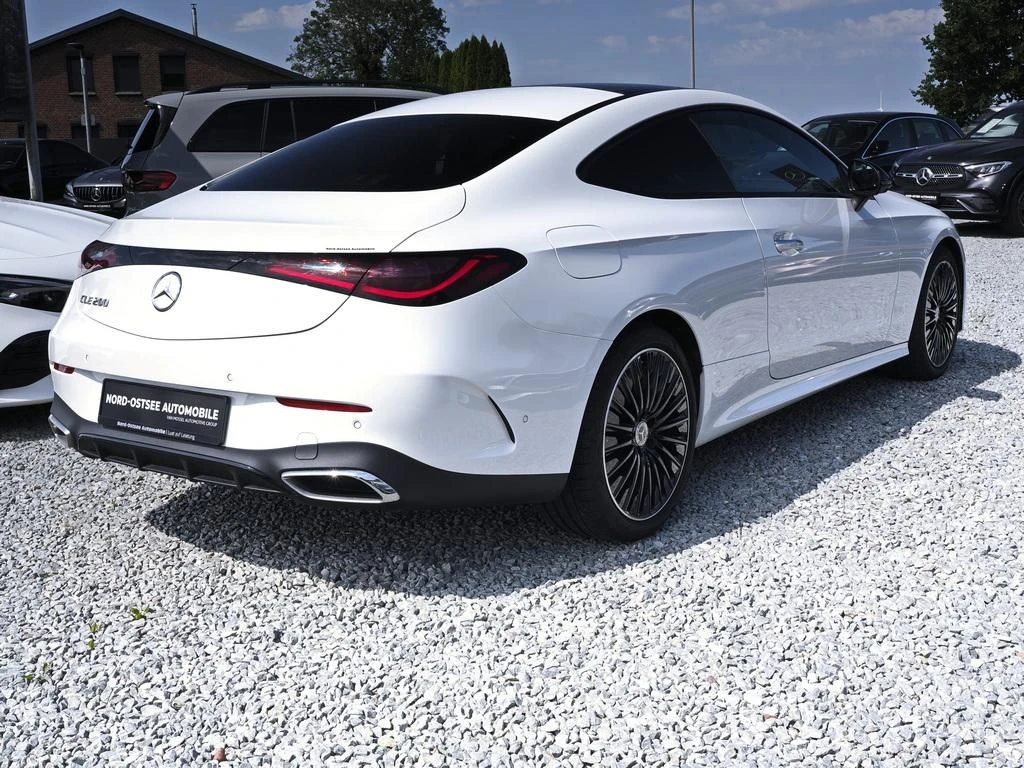 Mercedes-Benz-CLE 200-image-4