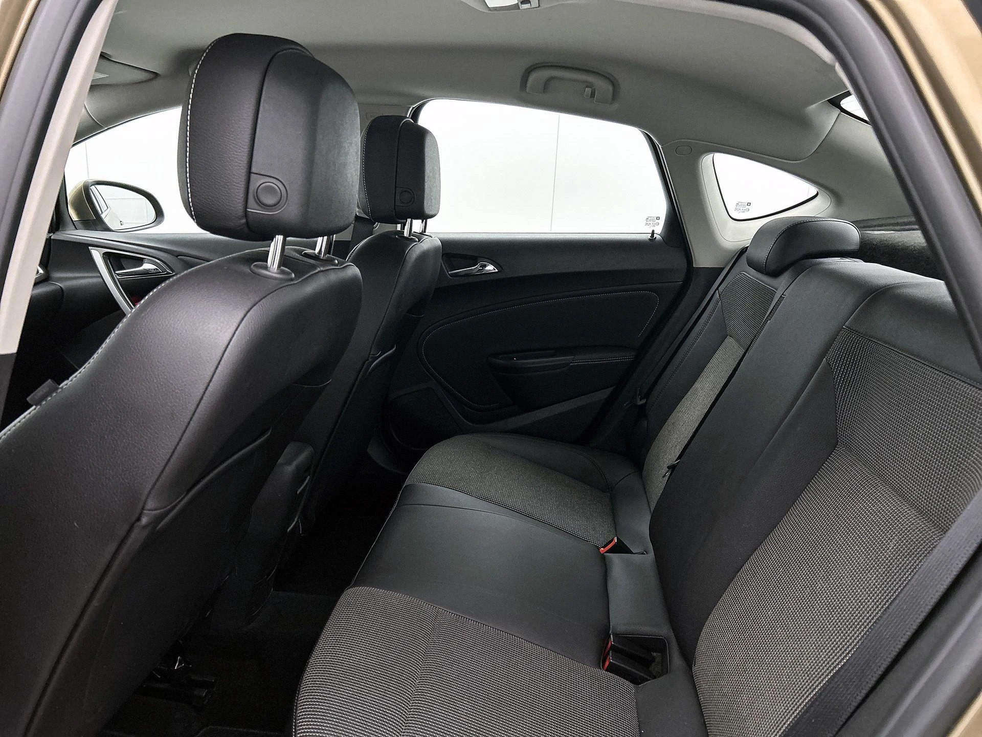 Opel-Astra-image-25