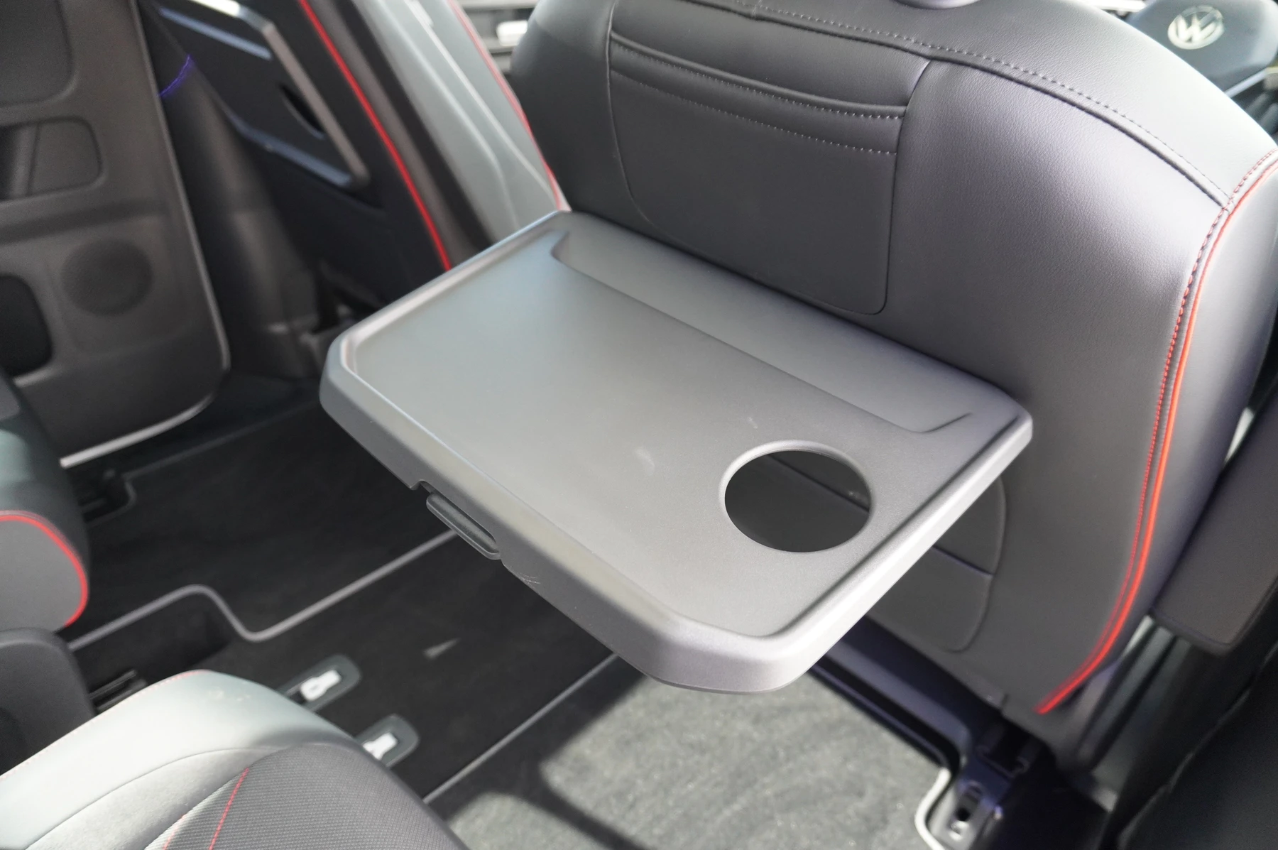 Volkswagen-ID. Buzz-image-45