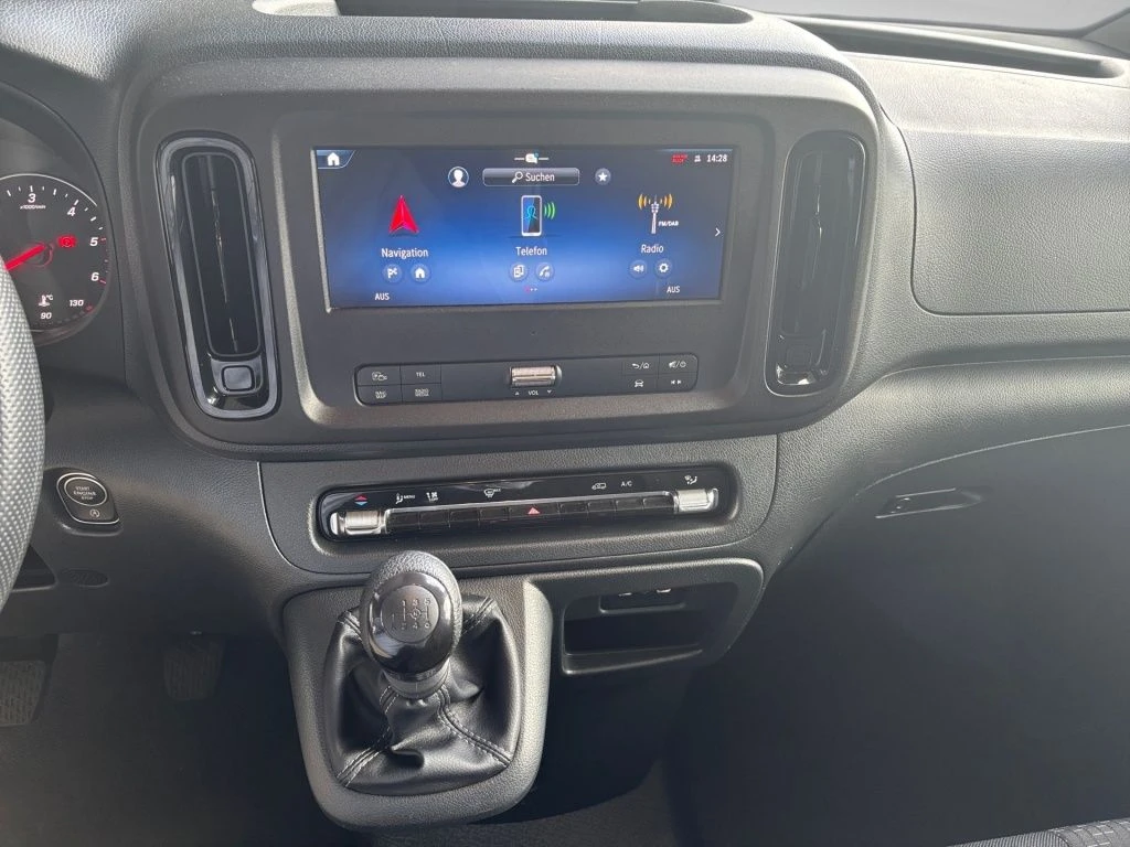 Mercedes-Benz-Vito 116-image-7