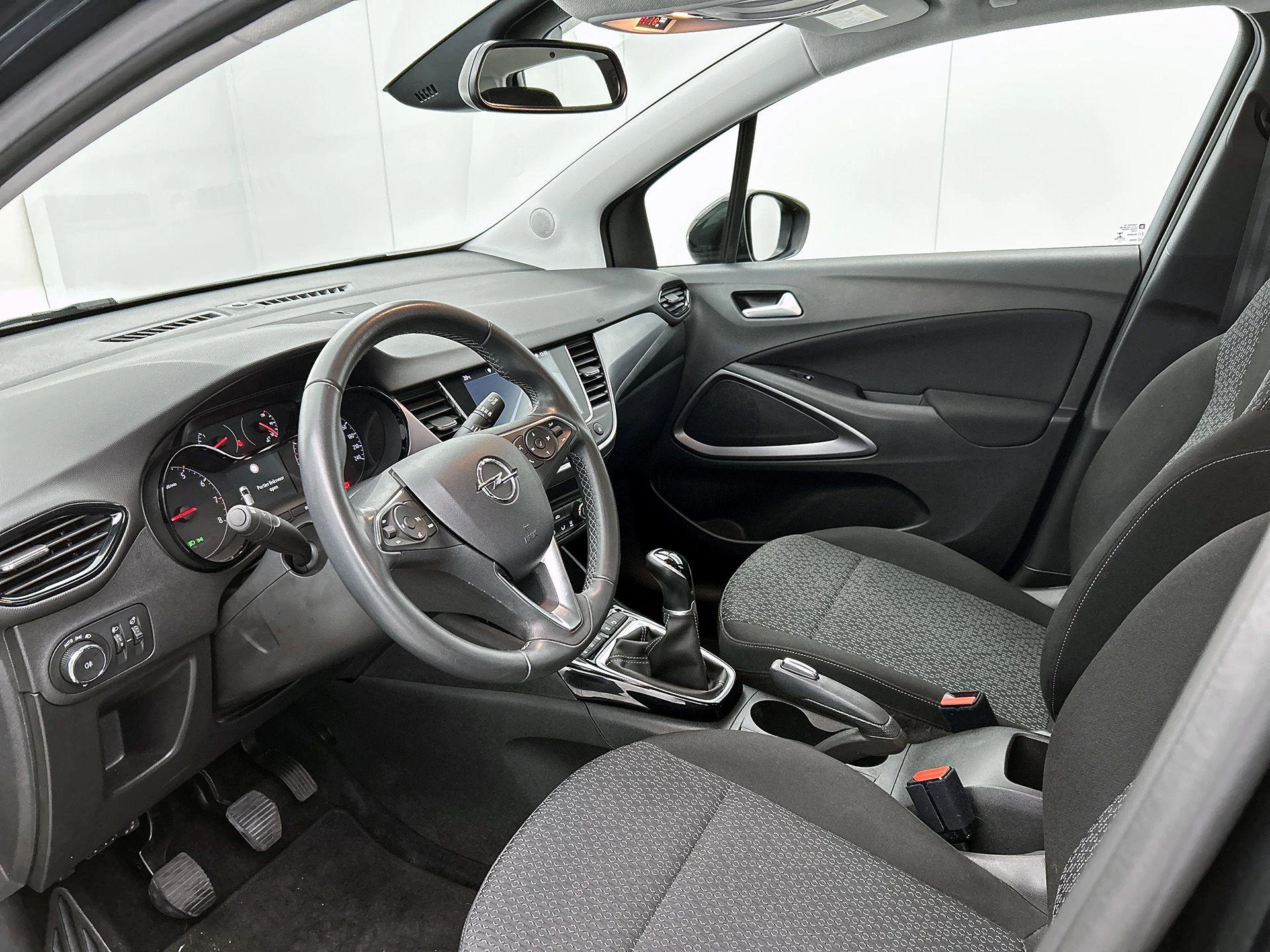 Opel-Crossland-image-19