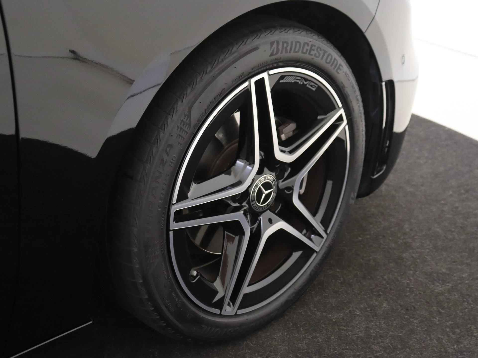 Mercedes-Benz-B-Klasse-image-31