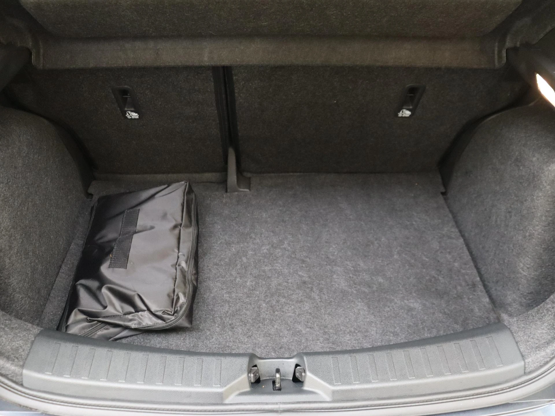Nissan-Micra-image-21