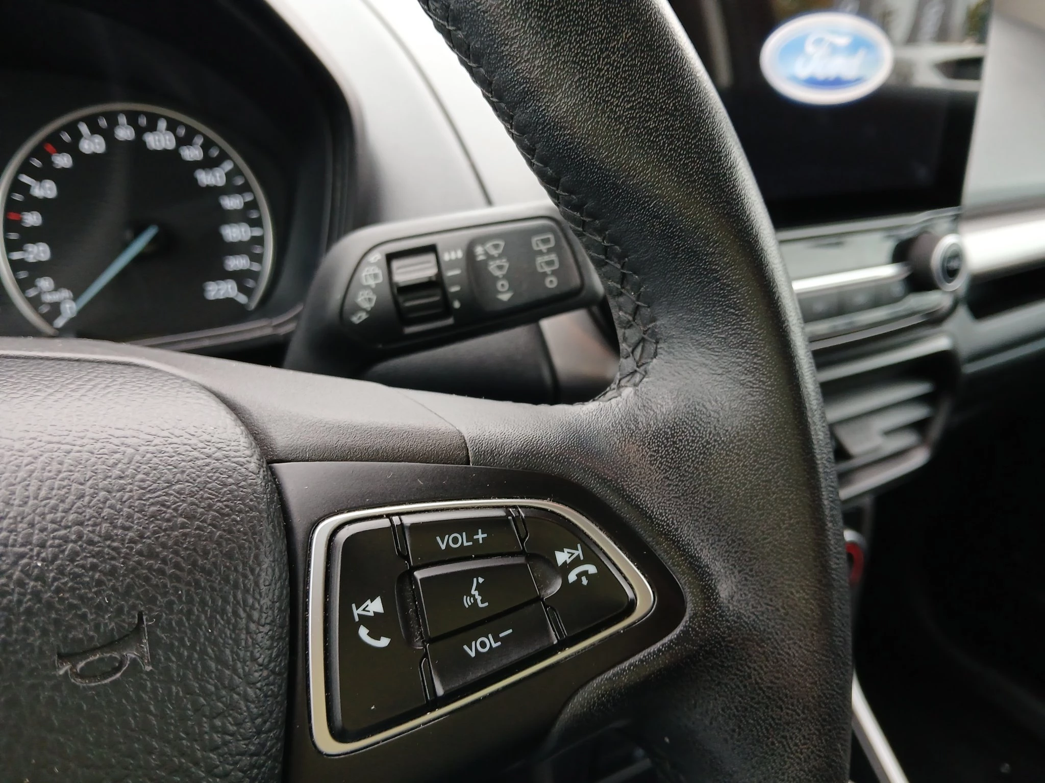 Ford-EcoSport-image-19