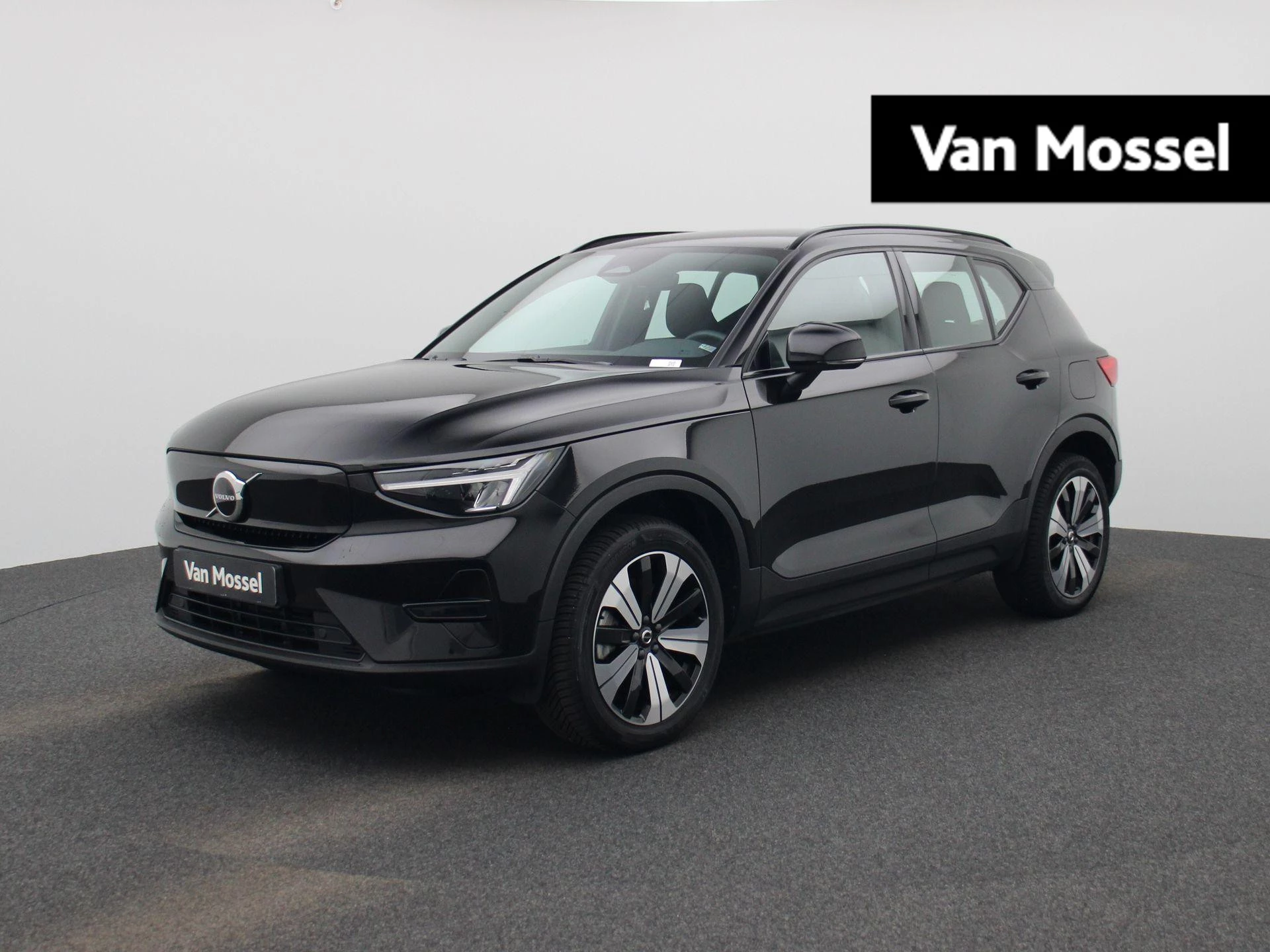 Volvo-XC40-image-0