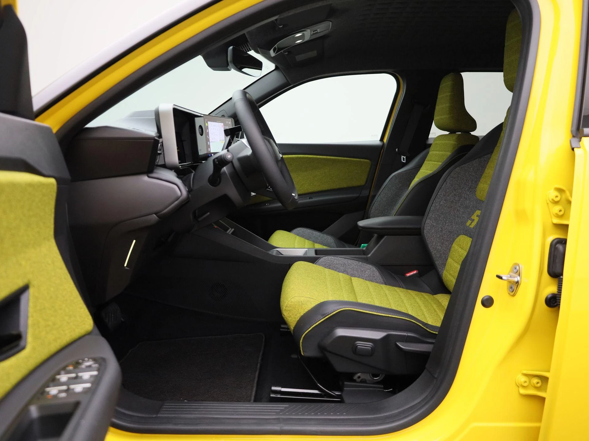 Renault-5-image-10
