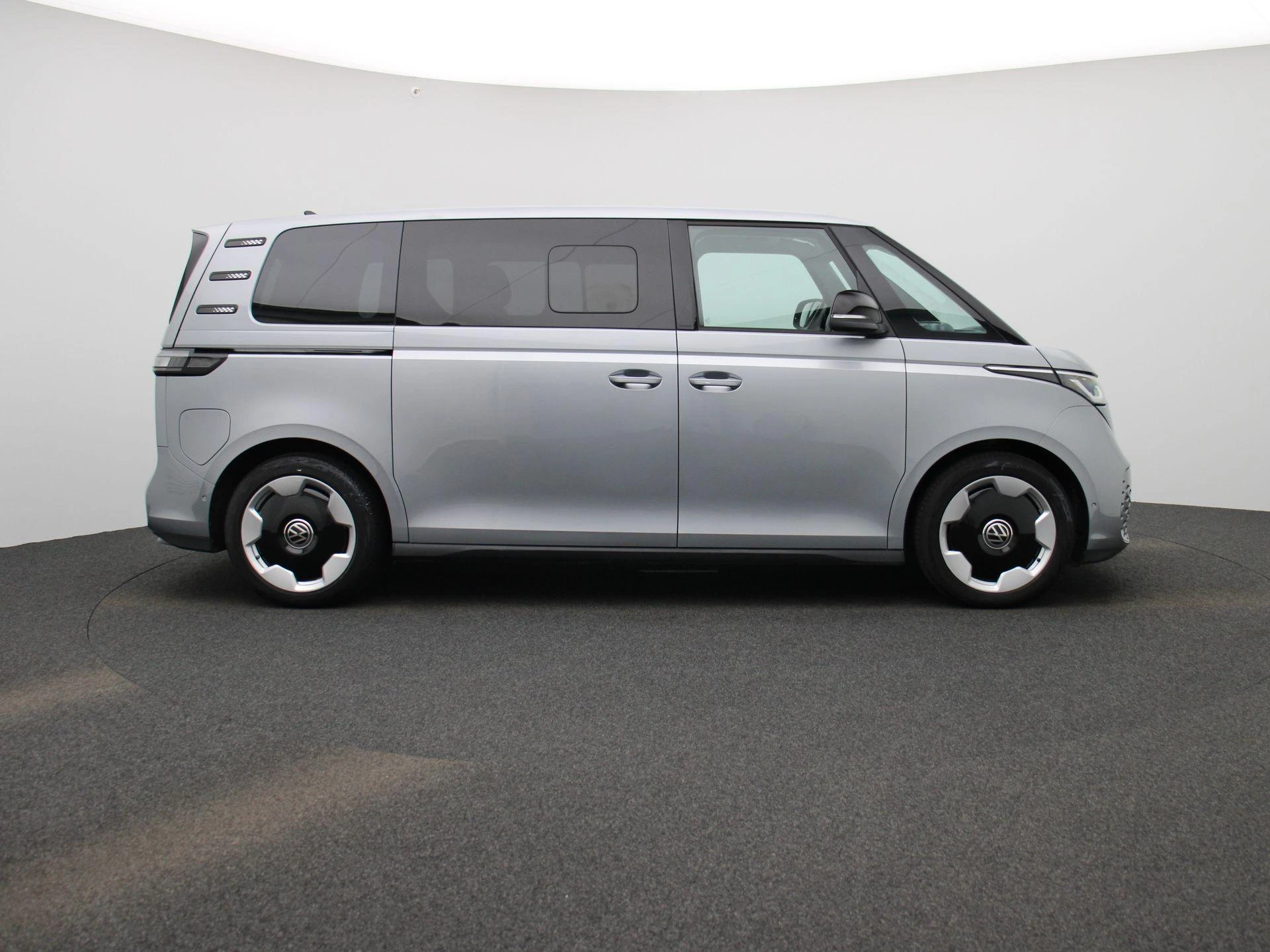 Volkswagen-ID. Buzz-image-5