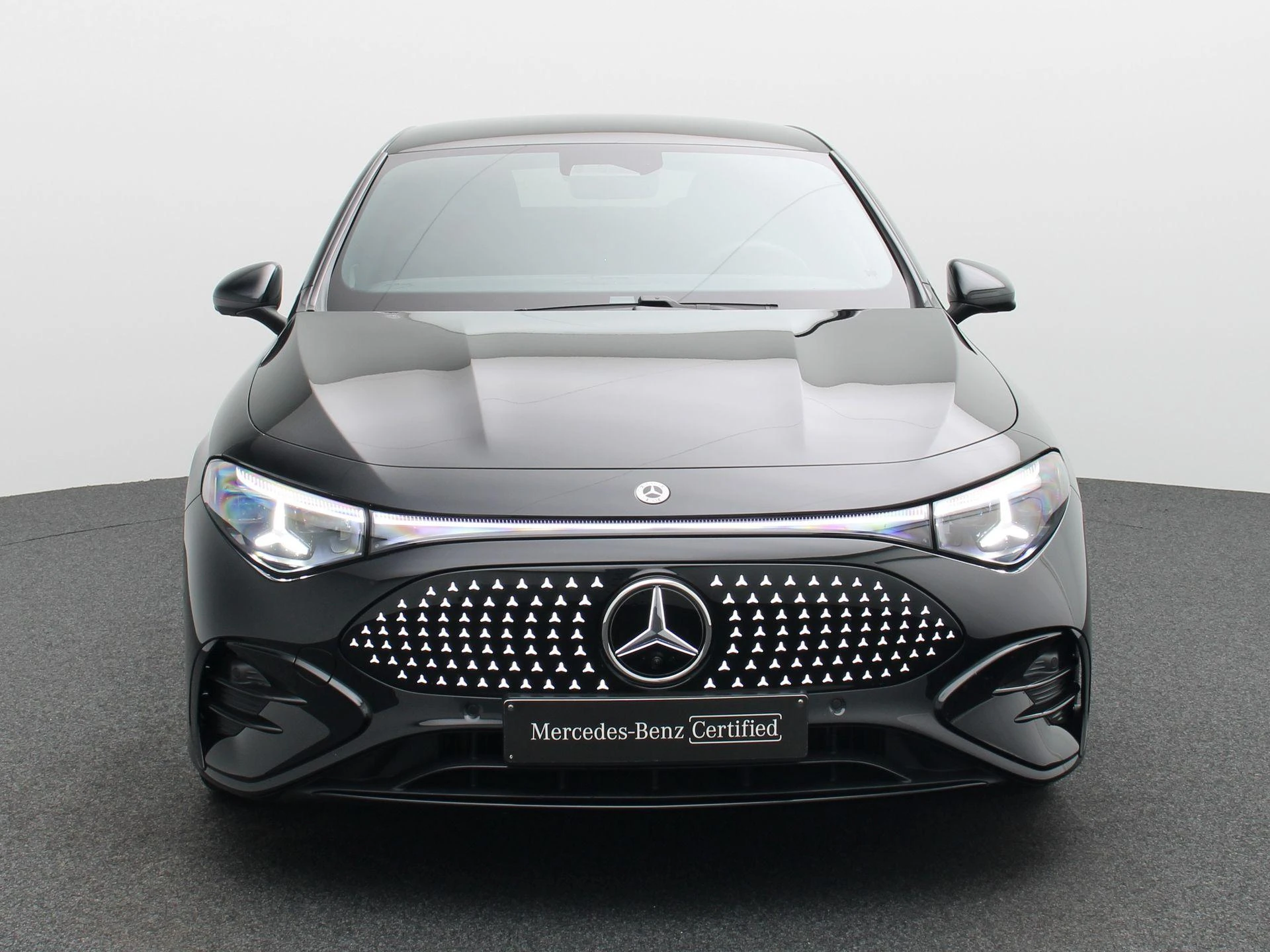 Mercedes-Benz-CLA-image-2